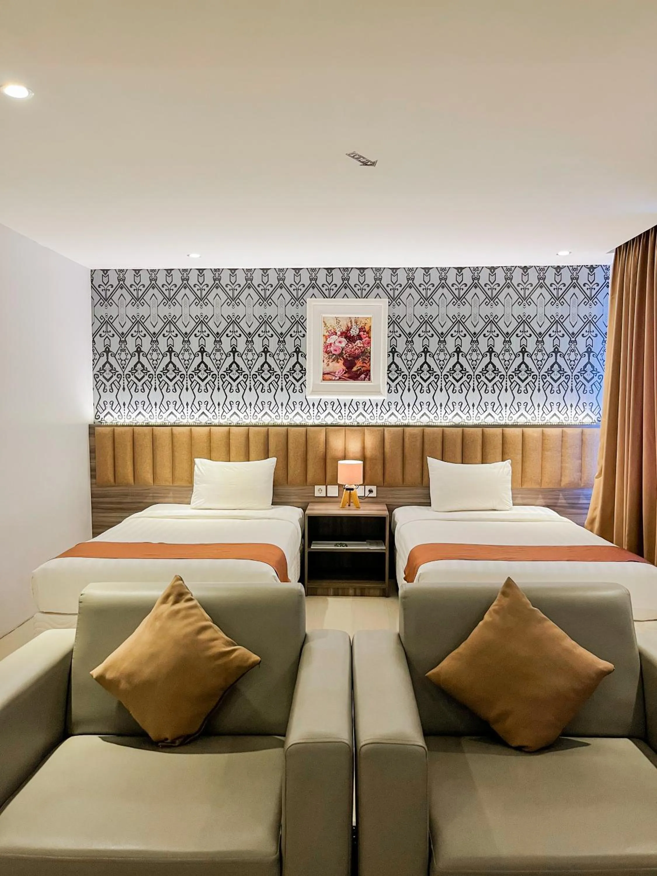 Bed in SM Tower Hotel and Convention Berau