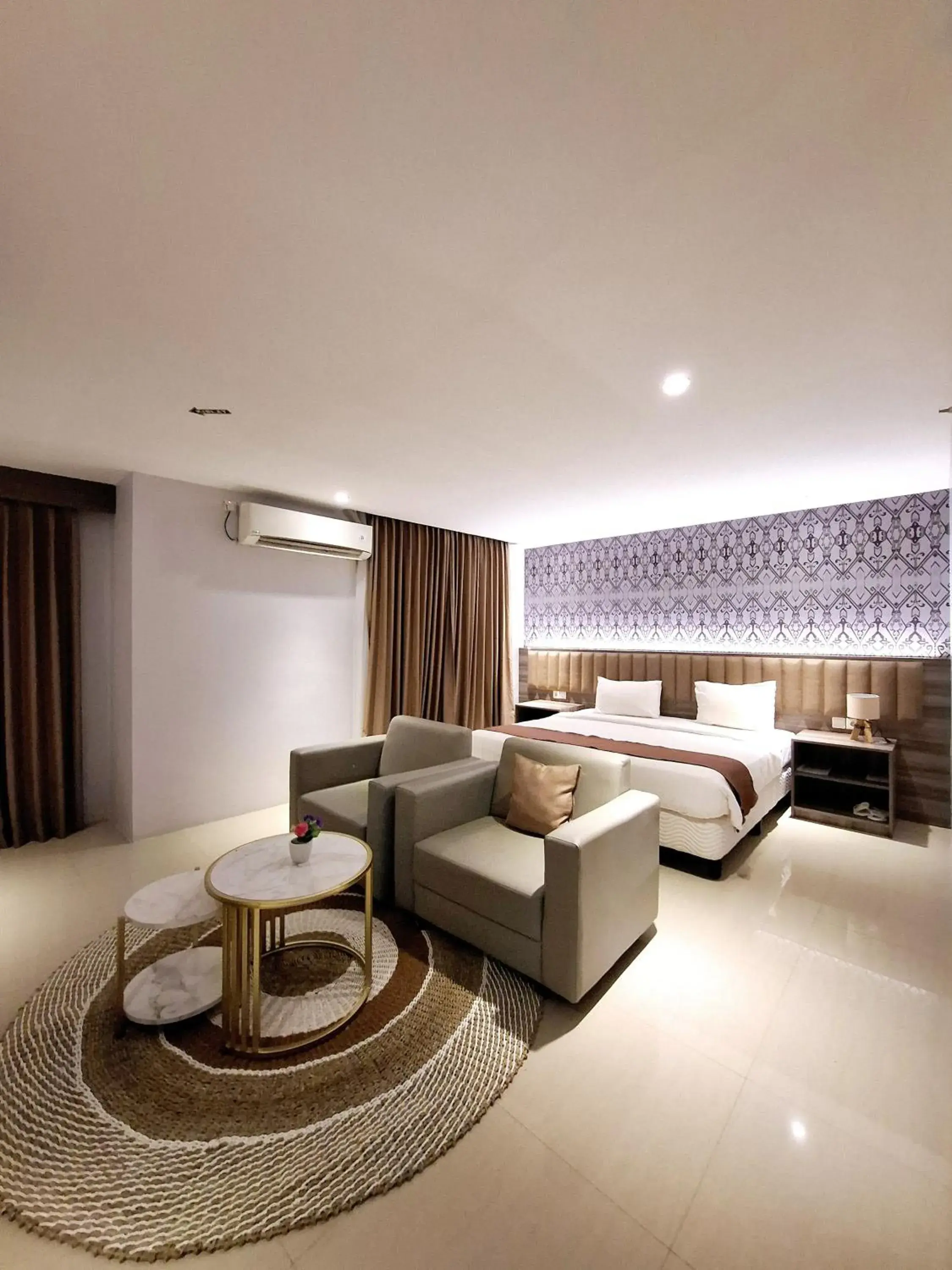 Bed in SM Tower Hotel and Convention Berau Bed in SM Tower Hotel and Convention Berau