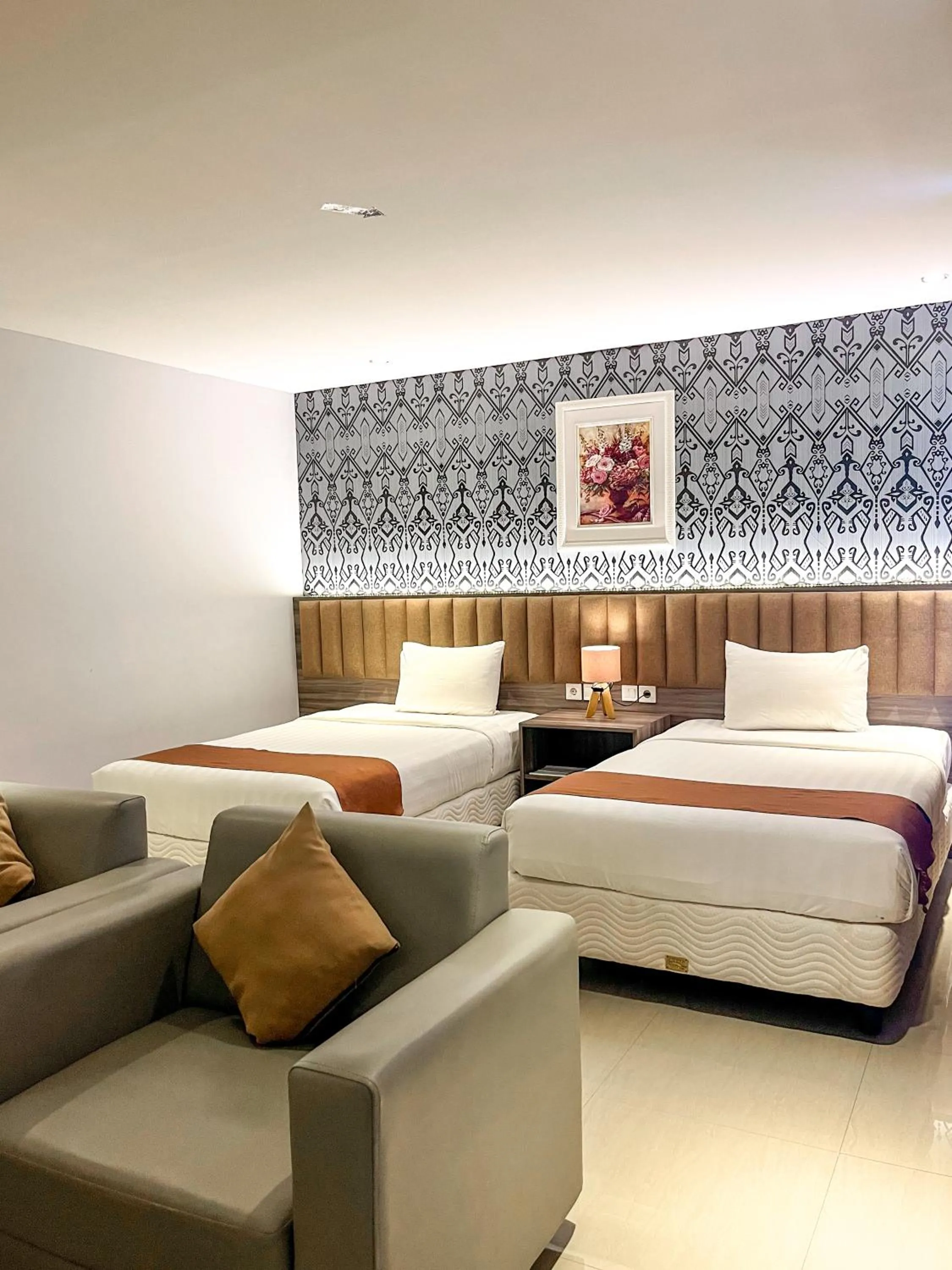 Bed in SM Tower Hotel and Convention Berau