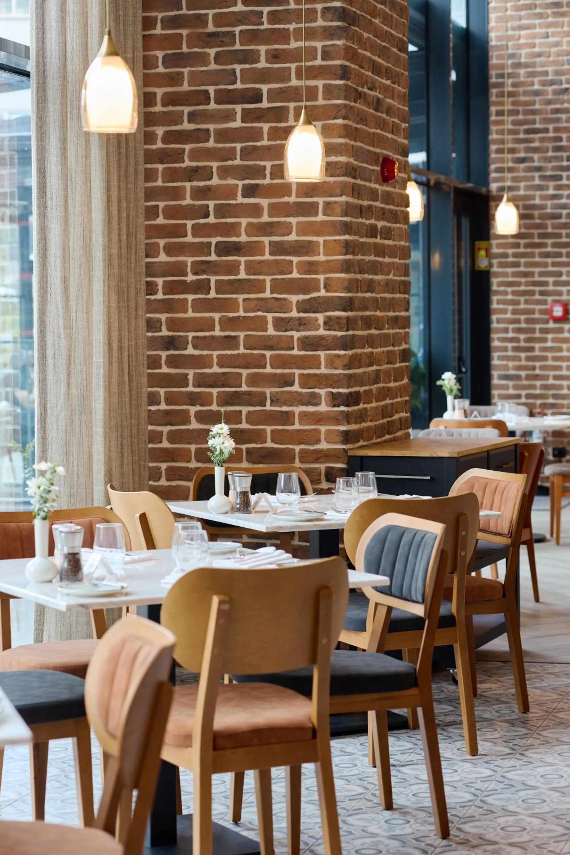 Restaurant/places to eat in Bomonti Arjaan by Rotana