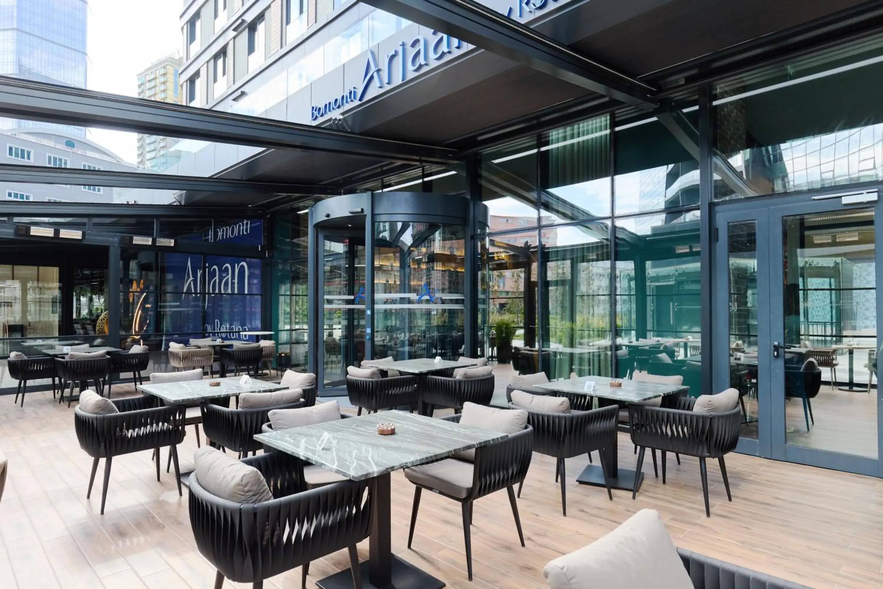 Restaurant/places to eat in Bomonti Arjaan by Rotana Restaurant/places to eat in Bomonti Arjaan by Rotana