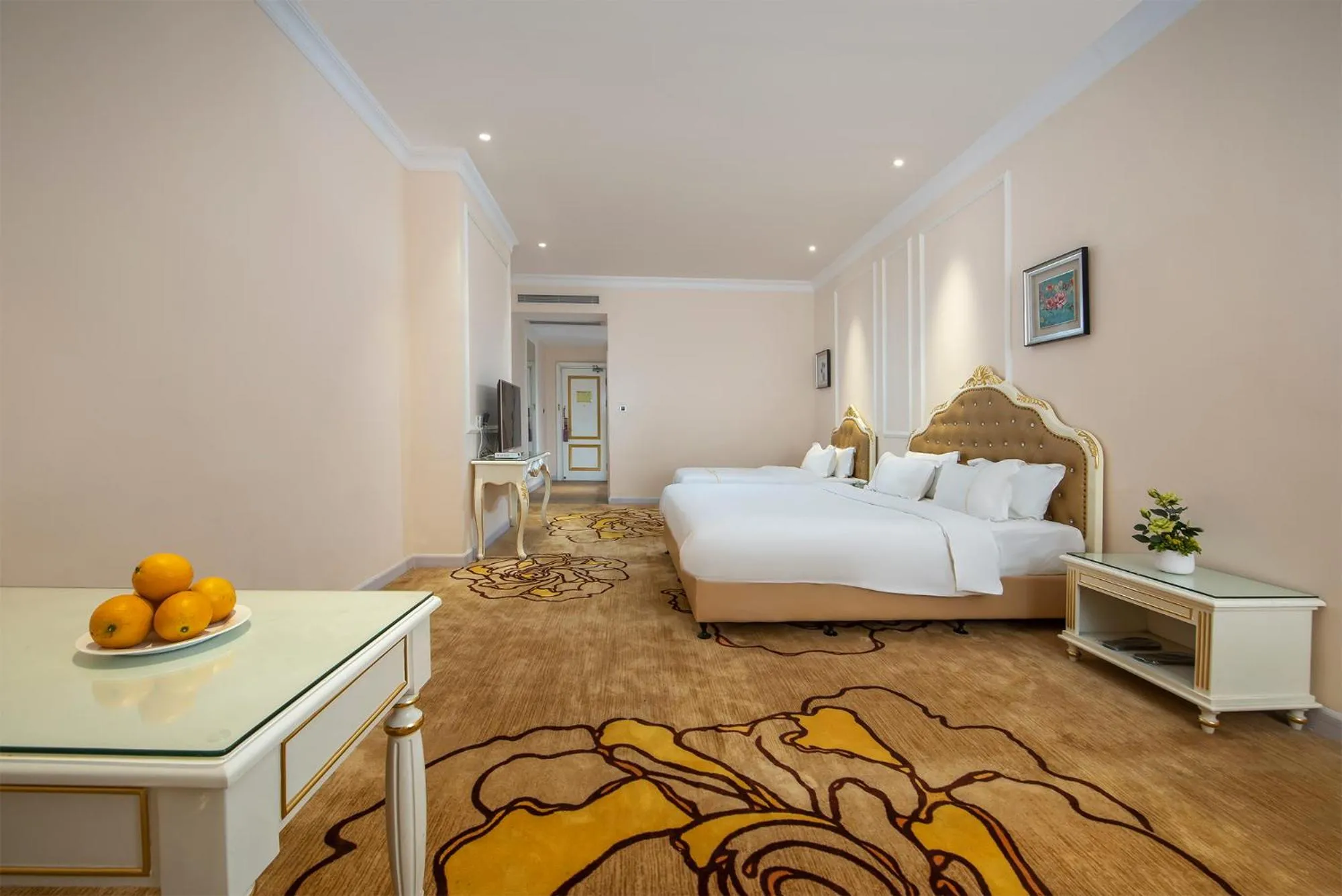 Photo of the whole room, Bed in Caribbean Hotel Zhongshan