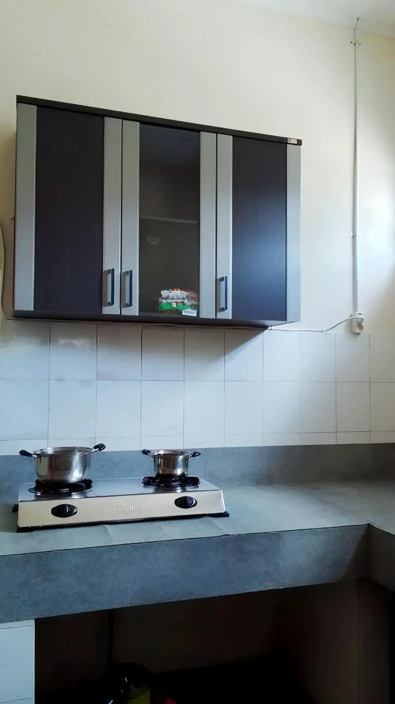 Kitchen or kitchenette in Penginapan Prambanan TRISAN Kitchen or kitchenette in Penginapan Prambanan TRISAN