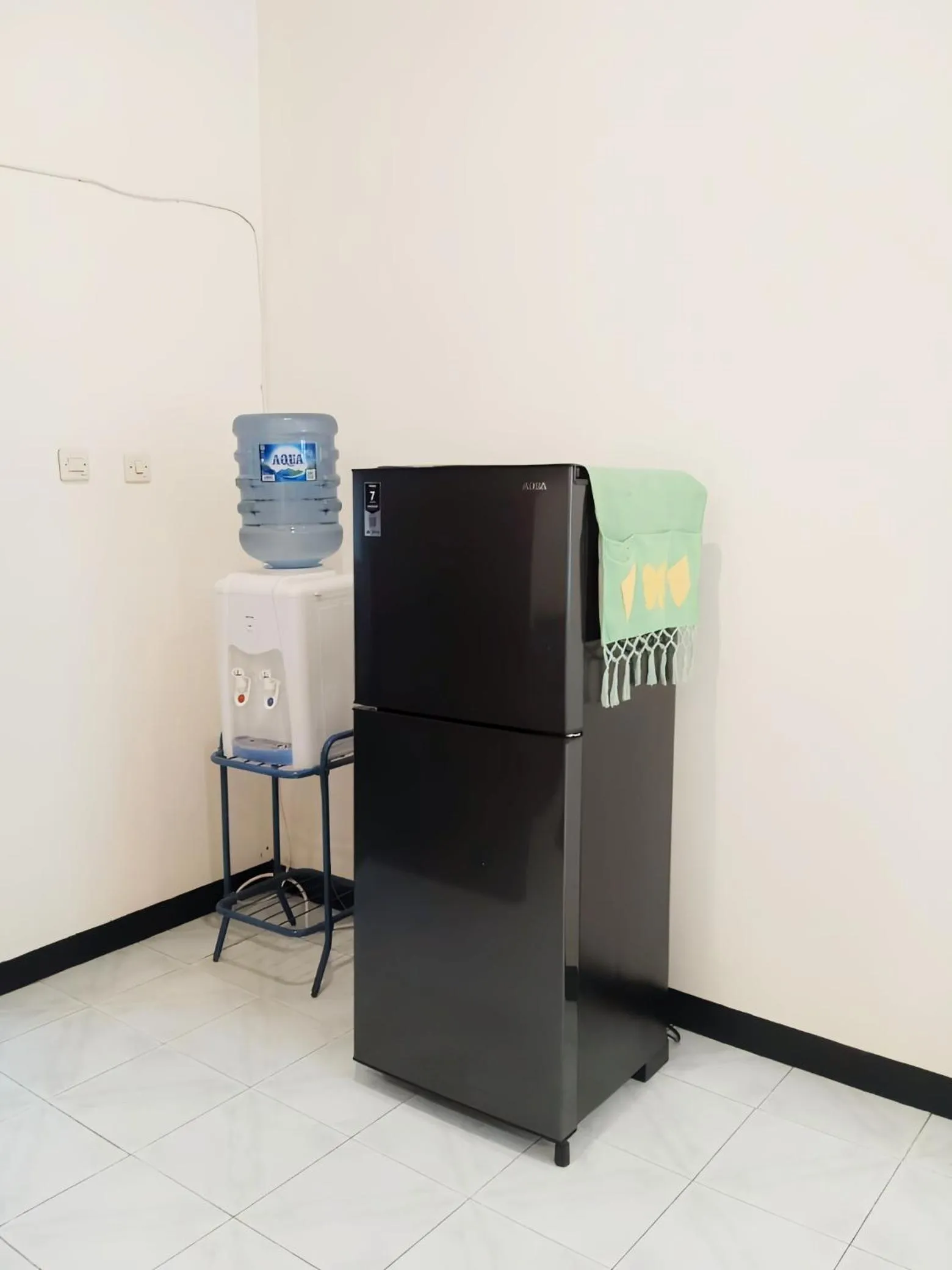 Kitchen or kitchenette in Penginapan Prambanan TRISAN