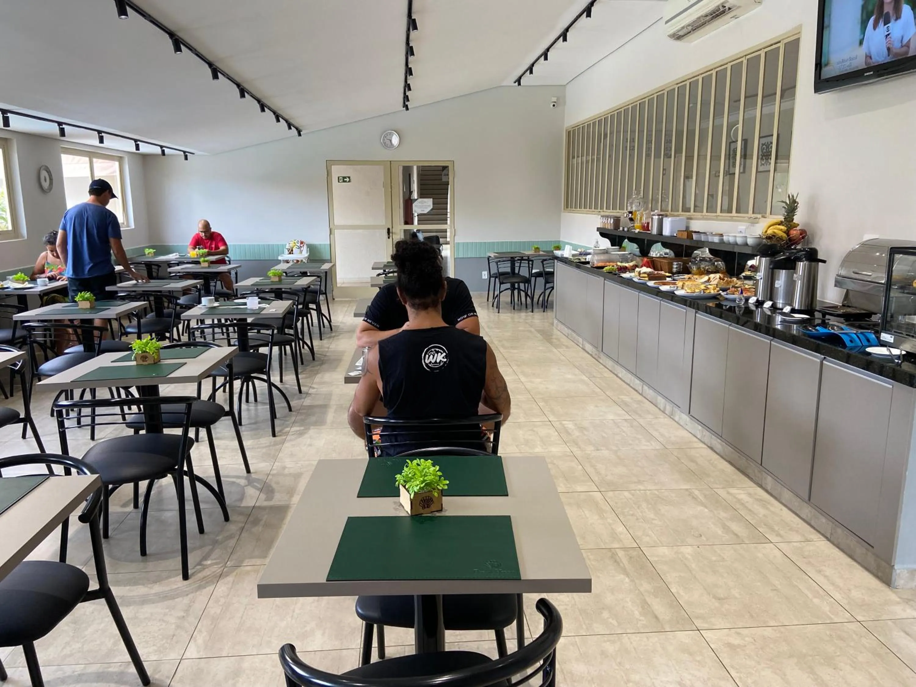 Breakfast in Perola Verde Hotel