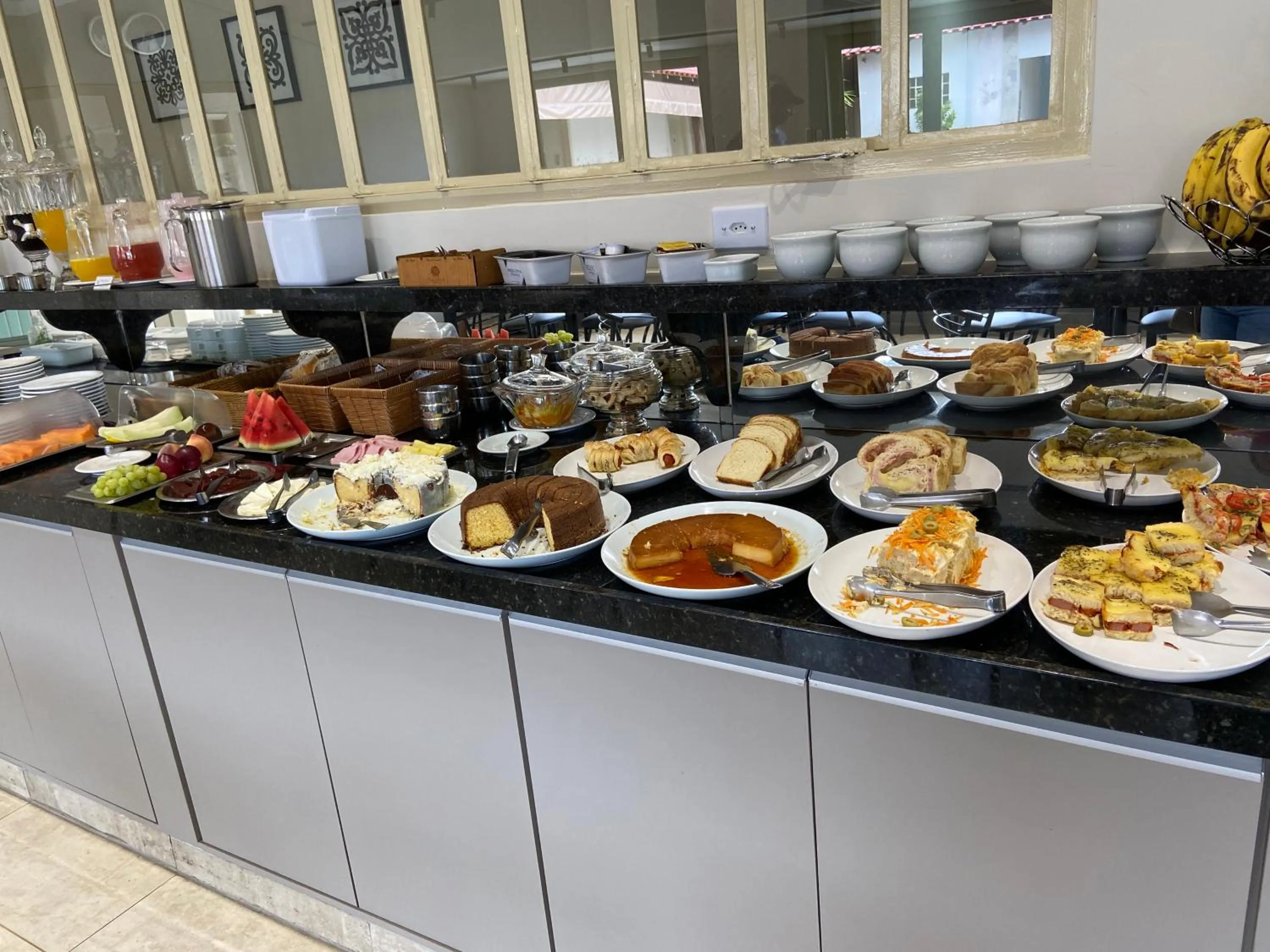 Breakfast in Perola Verde Hotel