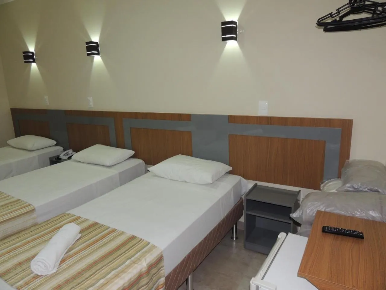 Photo of the whole room, Bed in Perola Verde Hotel