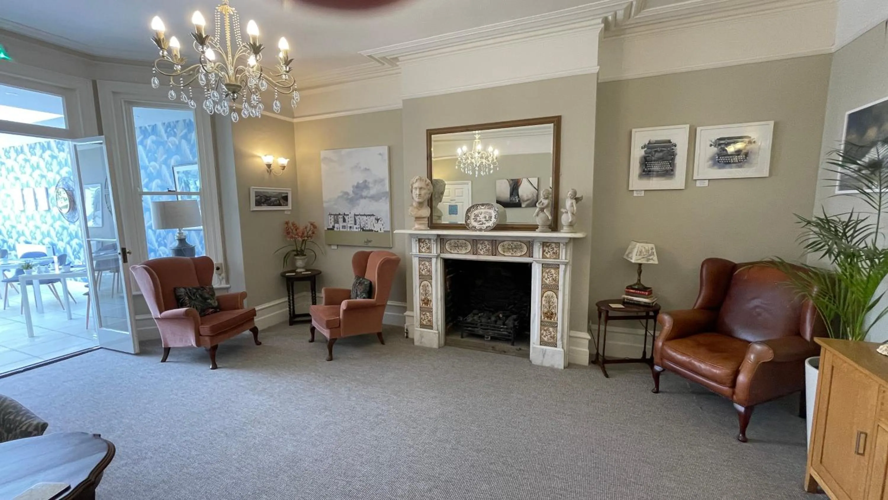 Seating area in Yorke Lodge Bed and Breakfast
