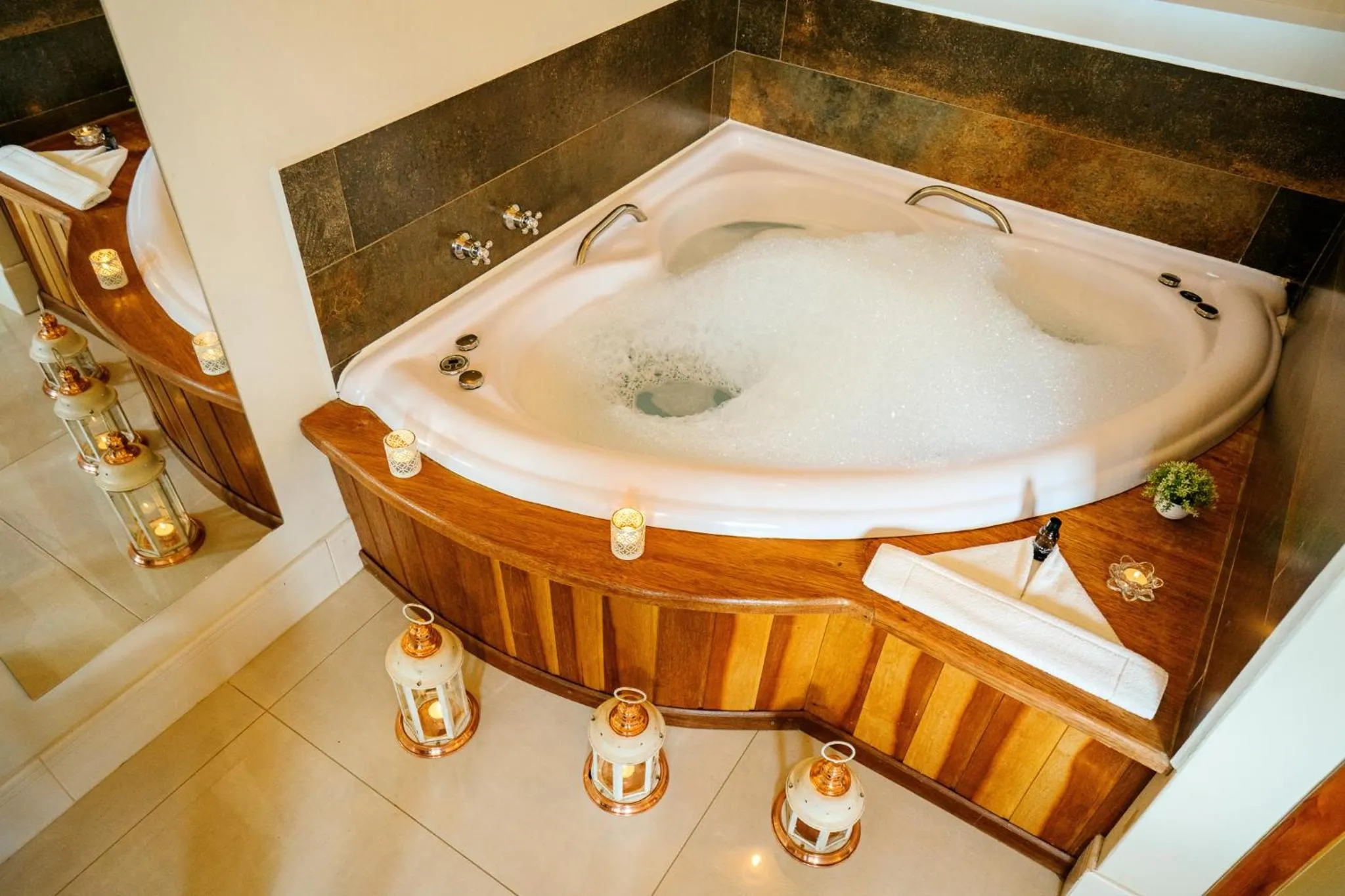 Hot Tub in Pousada Valle das Flores Monte Verde