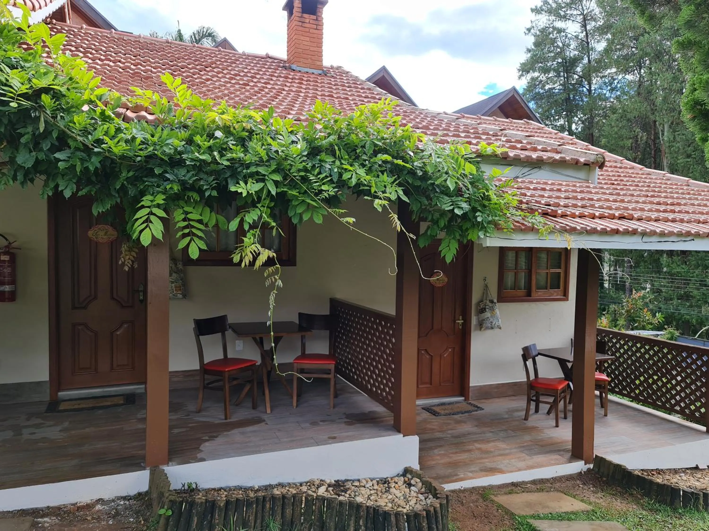 Facade/entrance in Pousada Valle das Flores Monte Verde