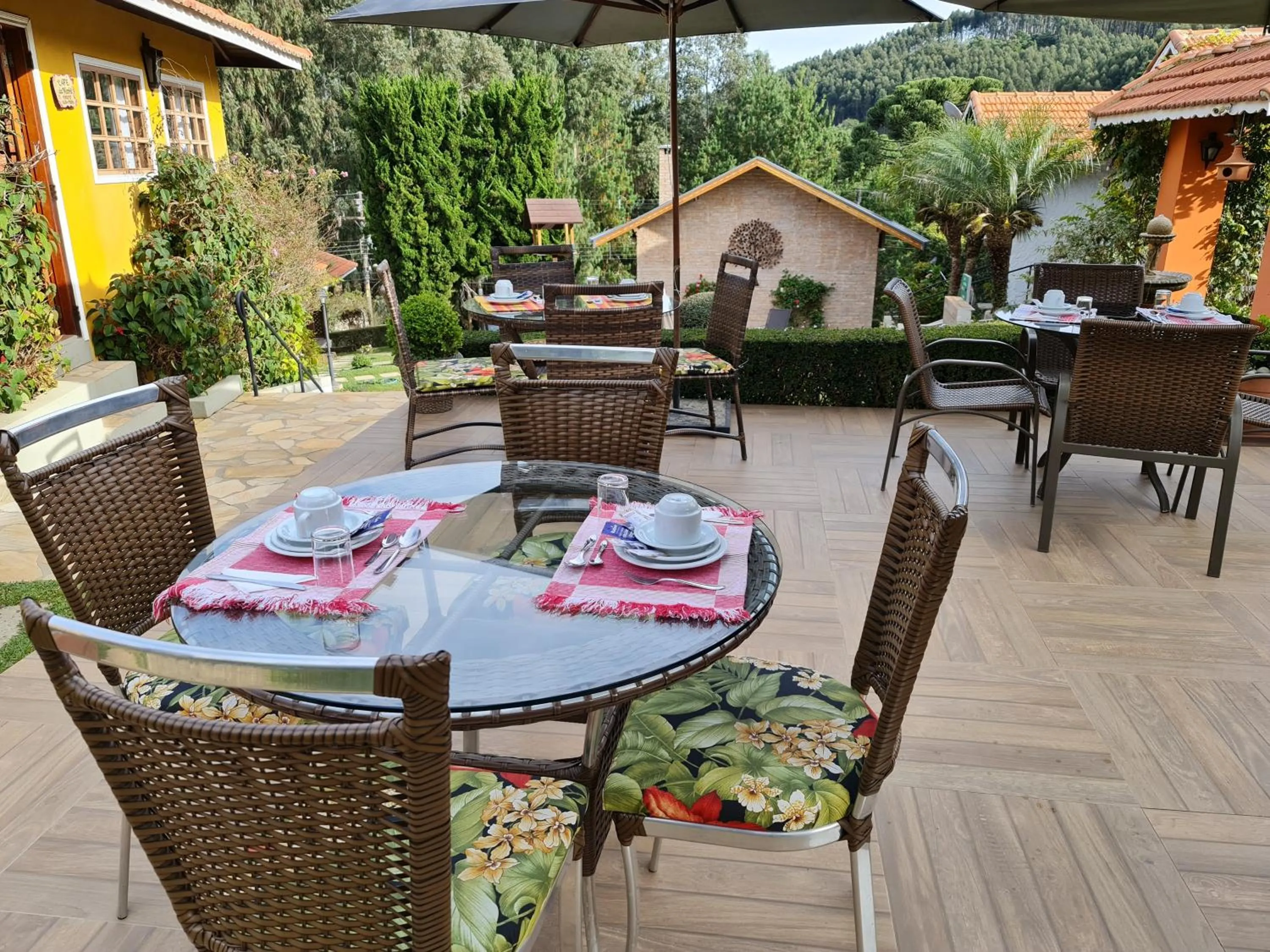 Breakfast in Pousada Valle das Flores Monte Verde