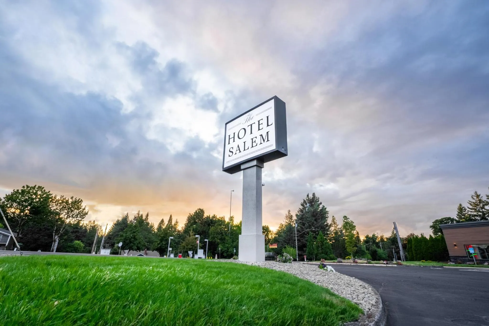 Property logo or sign in The Hotel Salem