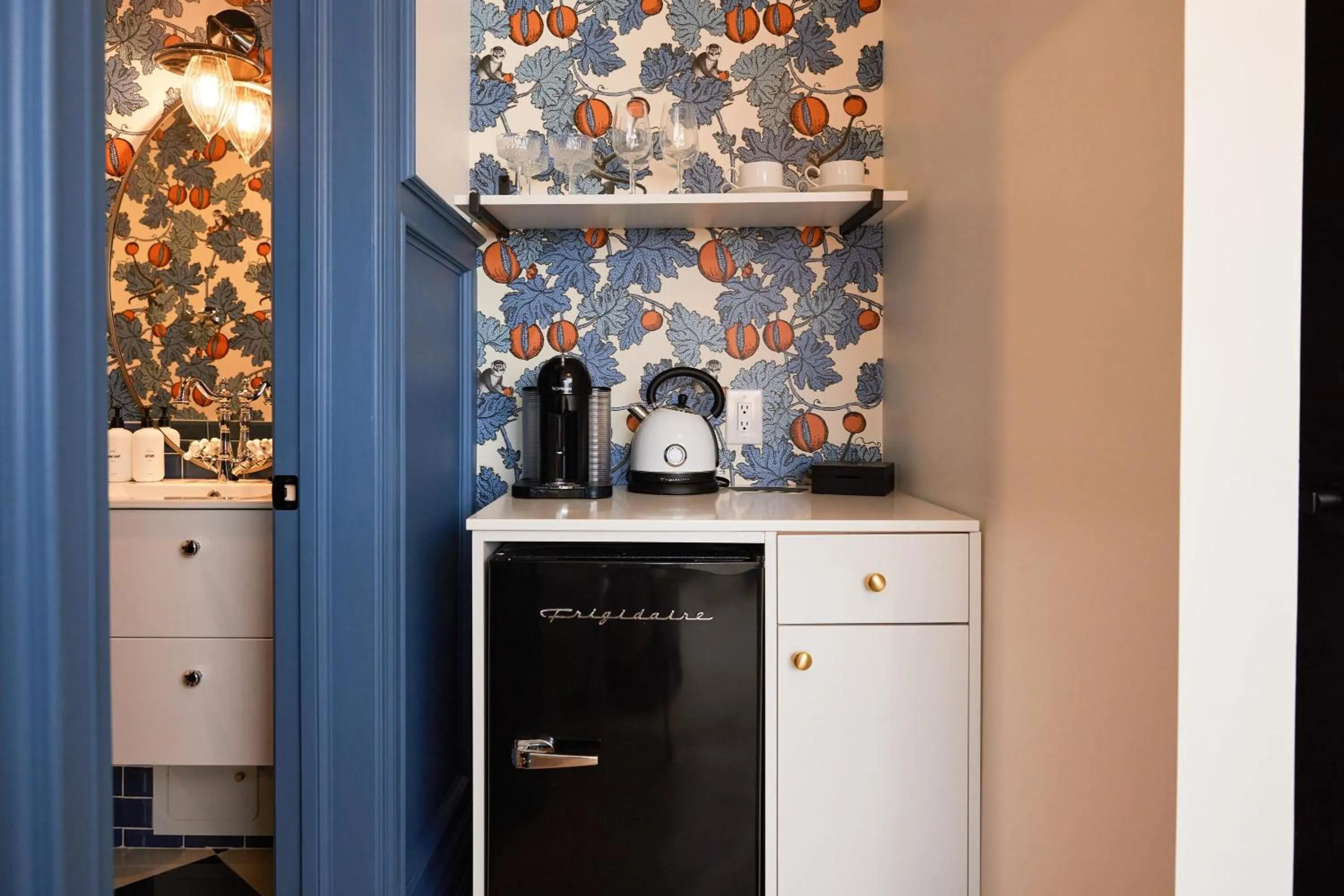 Kitchen or kitchenette in The Dorchester Hotel