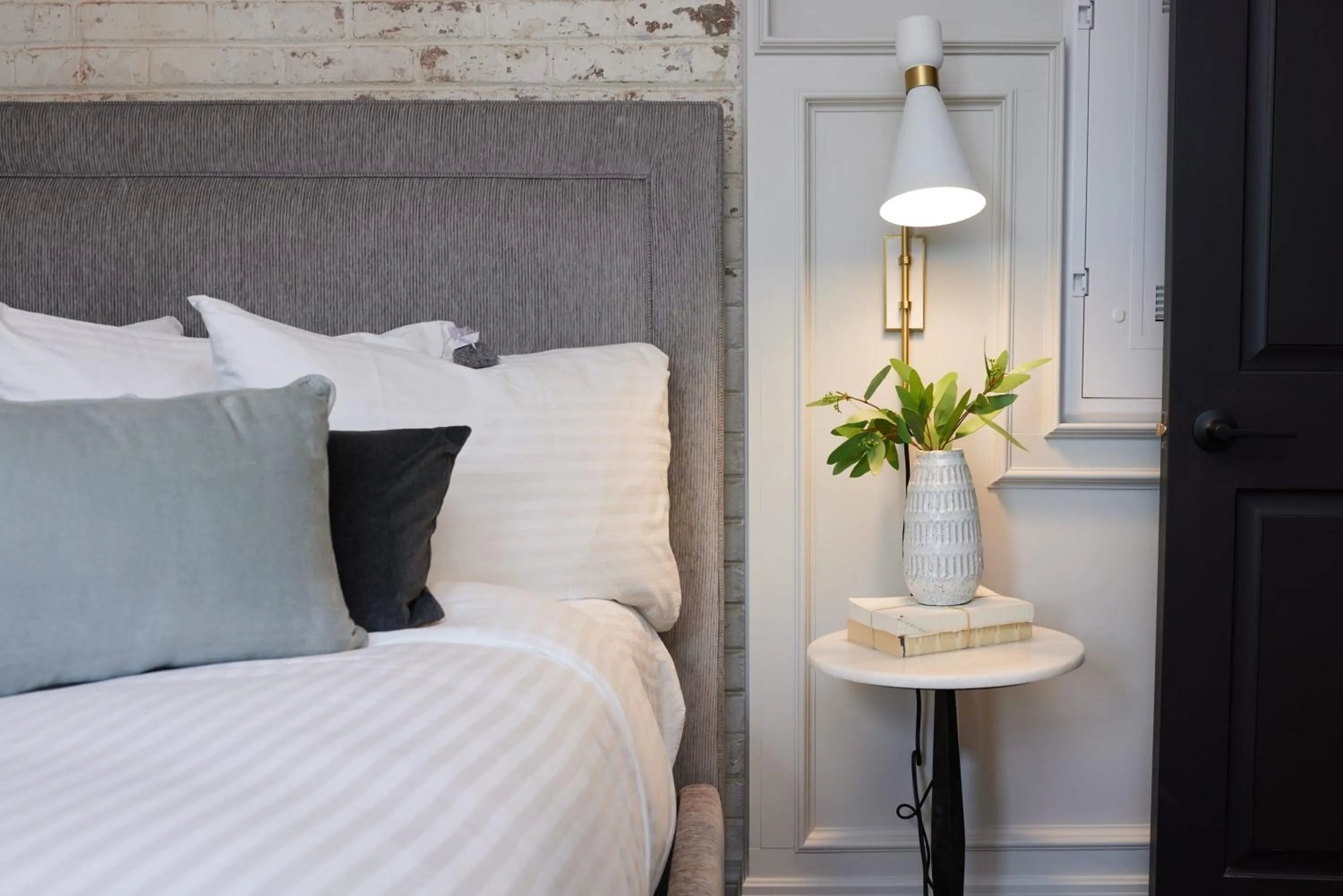 Bedroom, Bed in The Dorchester Hotel