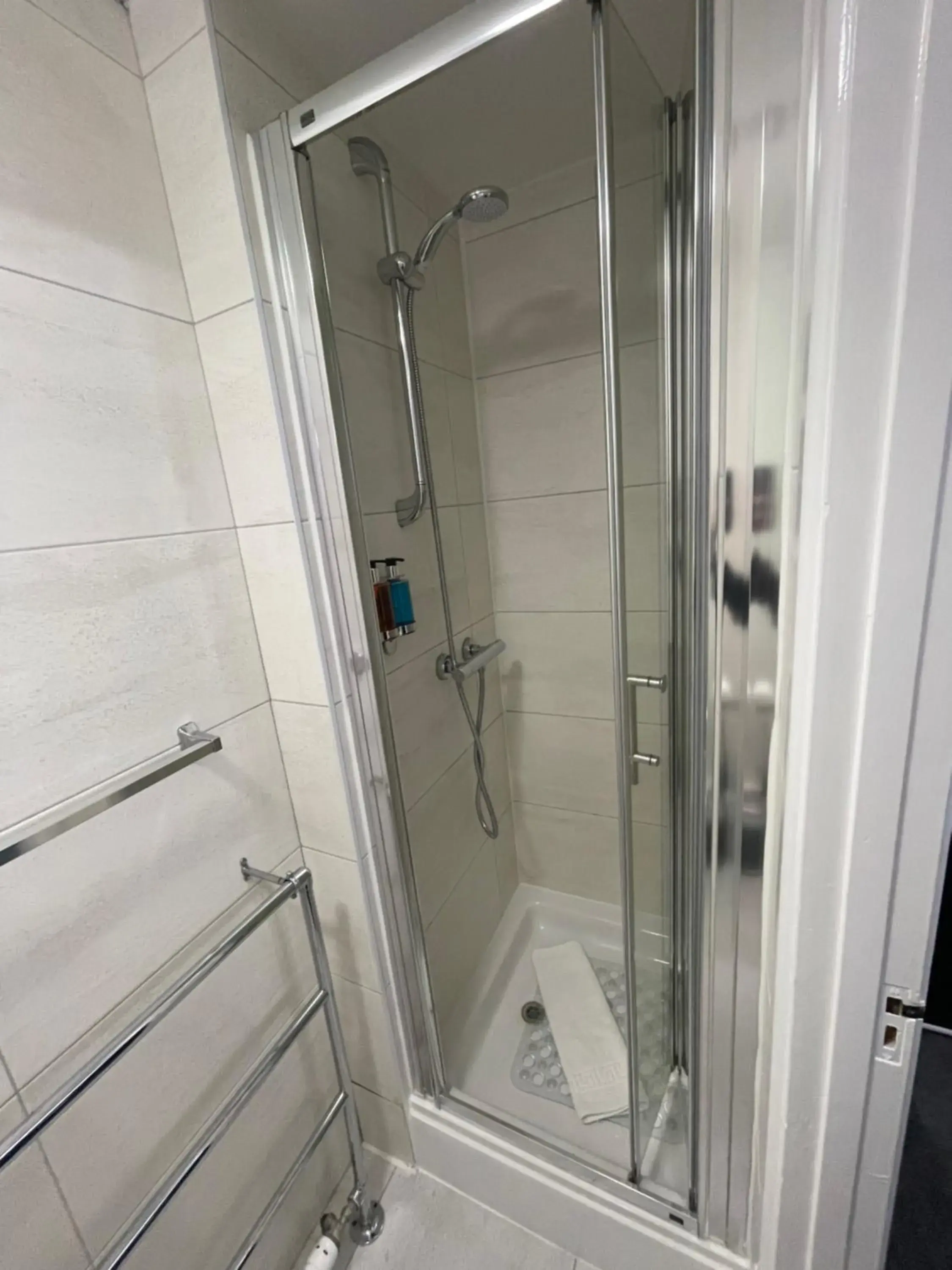 Bathroom in Verve Hotel Bathroom in Verve Hotel