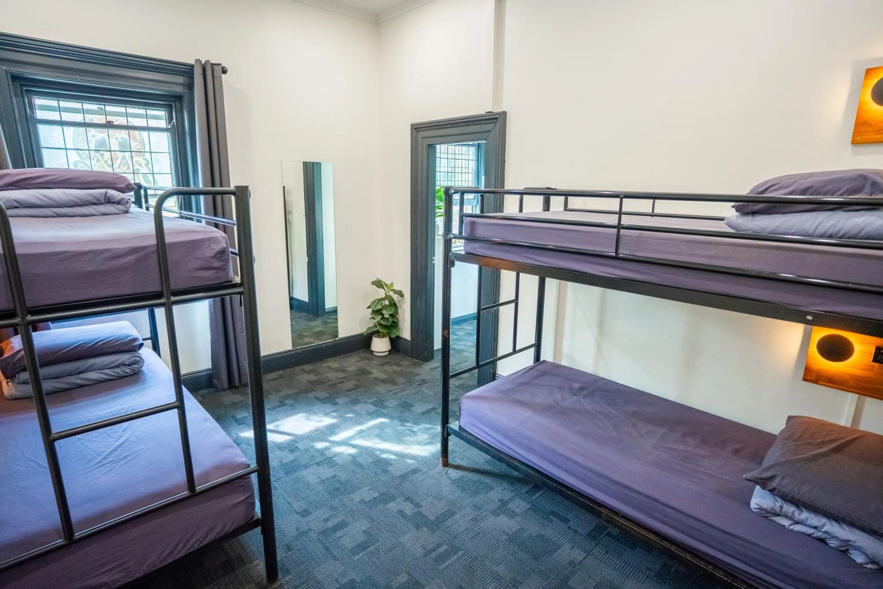 Photo of the whole room, Bed in Mad Monkey Kings Cross