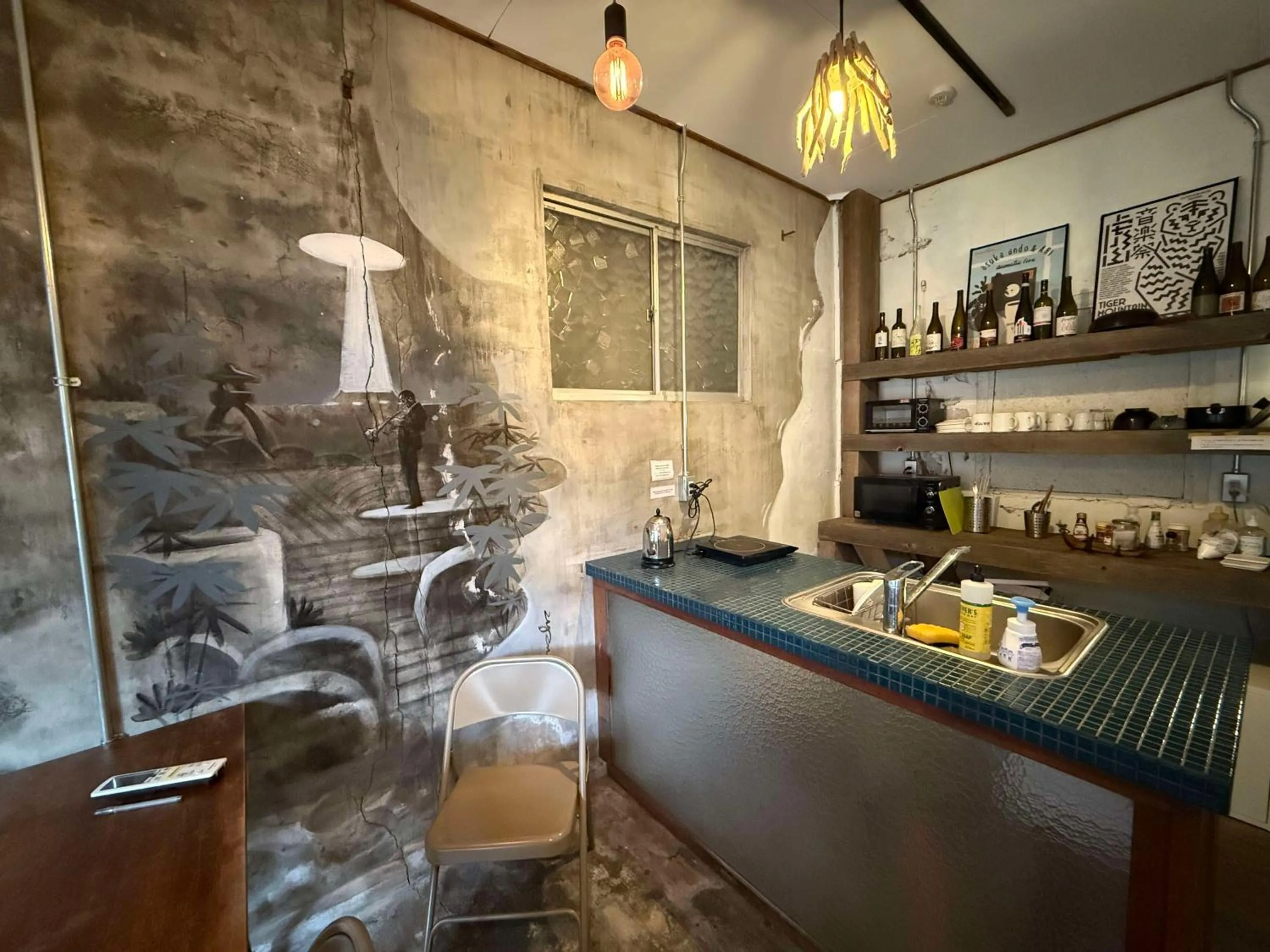 Decorative detail in Kamp Houkan-cho Backpacker's Inn & Lounge