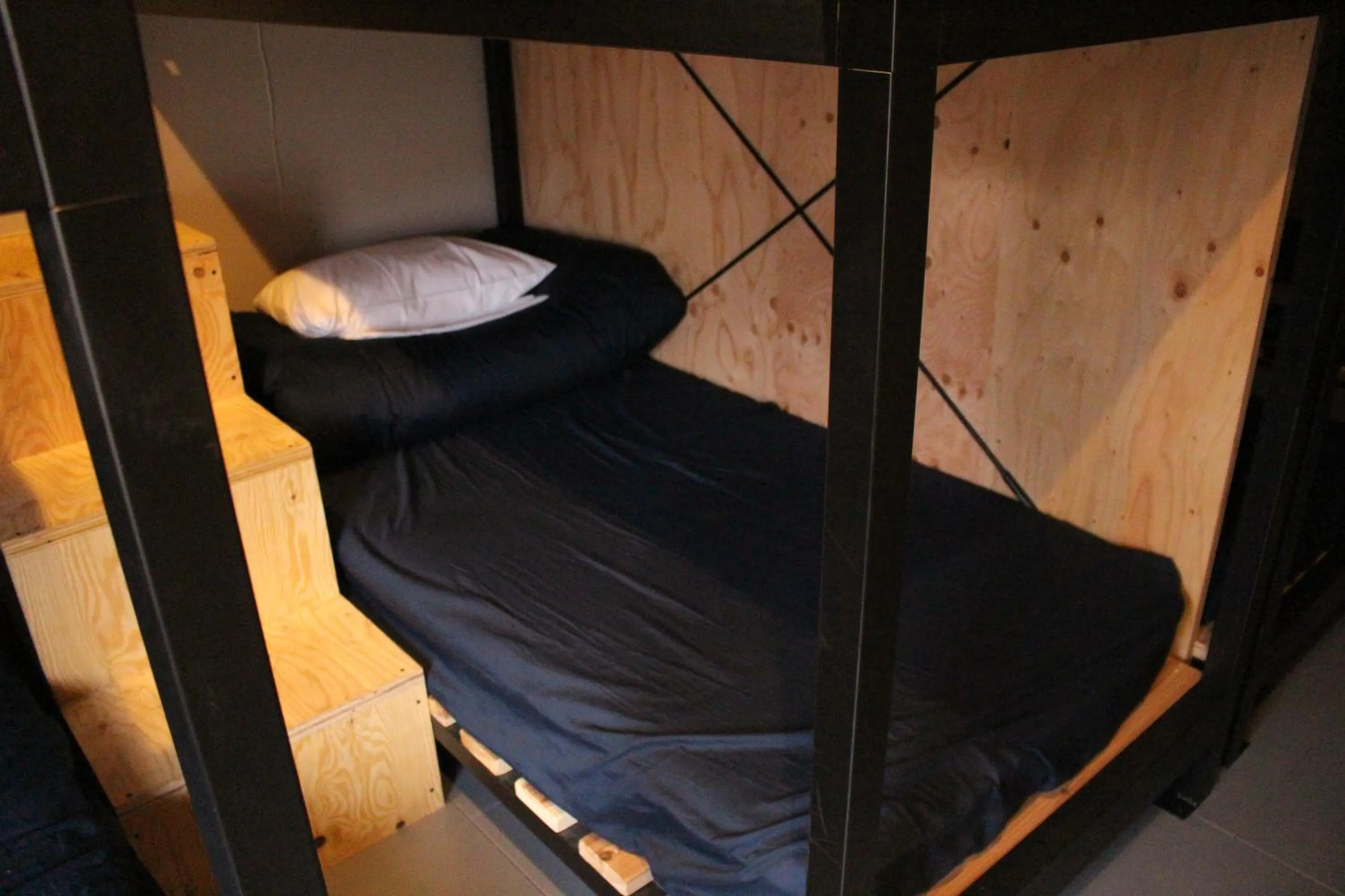 bunk bed, Bed in Kamp Houkan-cho Backpacker's Inn & Lounge