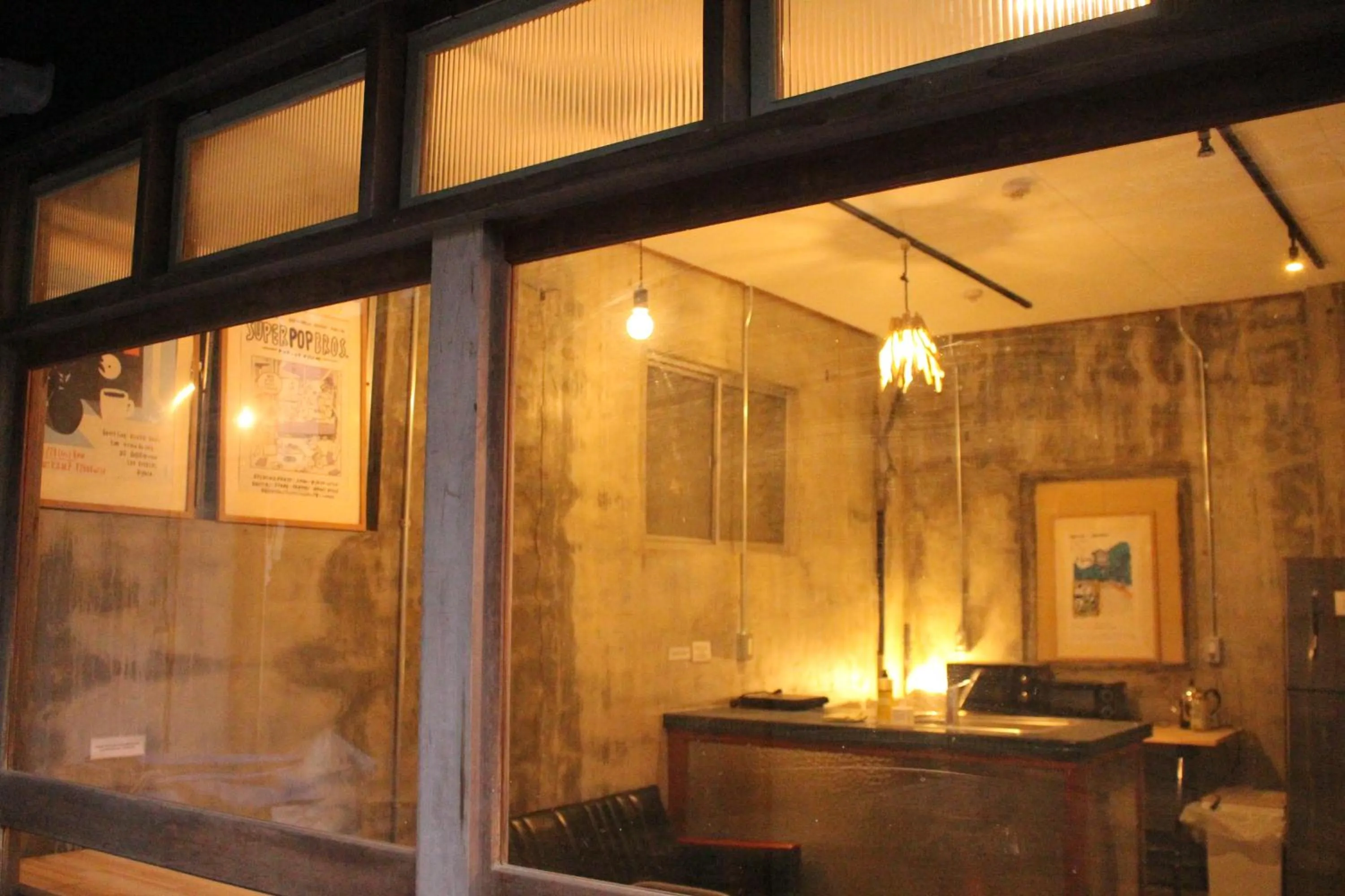 Facade/entrance in Kamp Houkan-cho Backpacker's Inn & Lounge