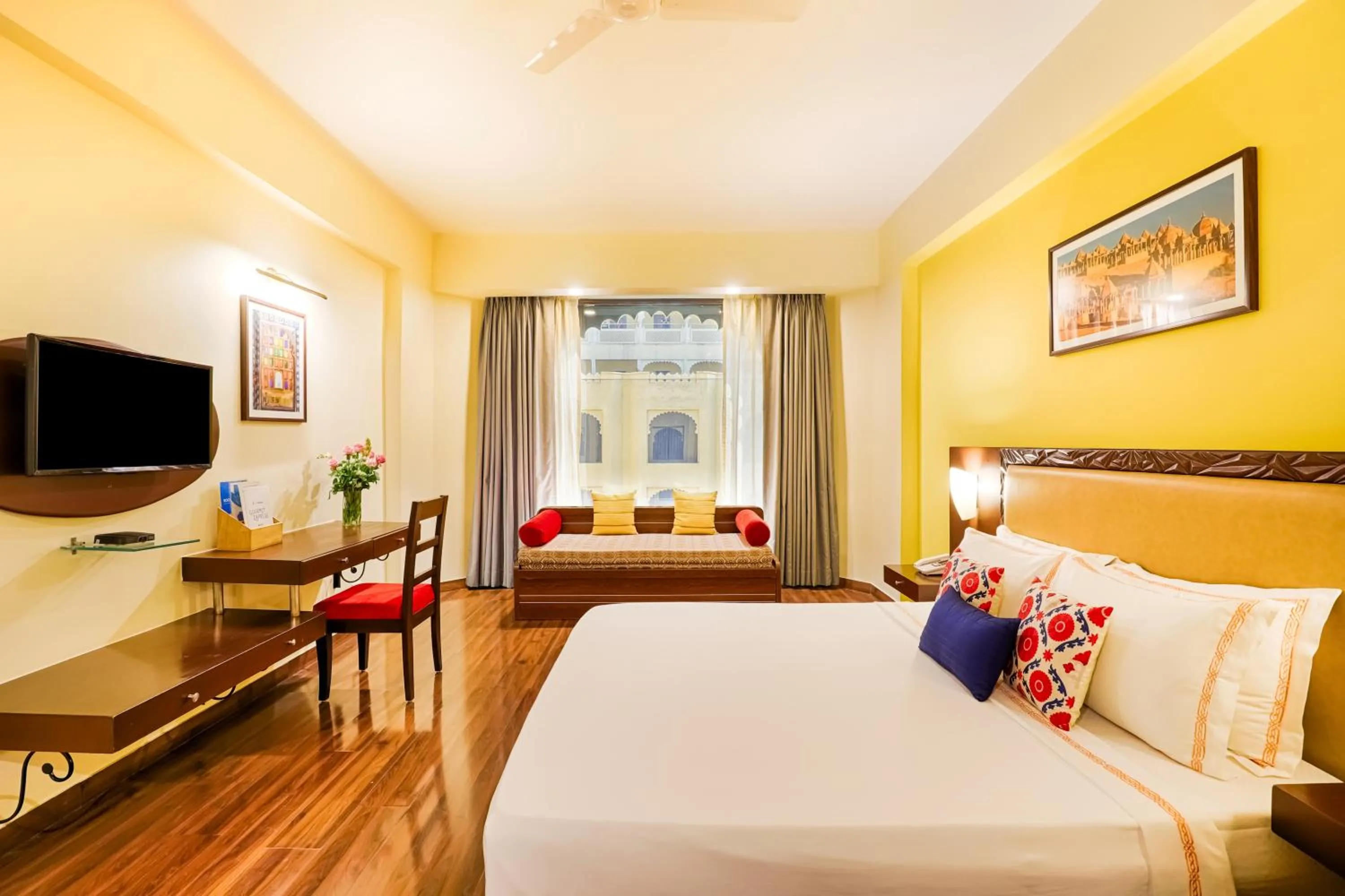 Bedroom, Bed in Club Mahindra Udaipur