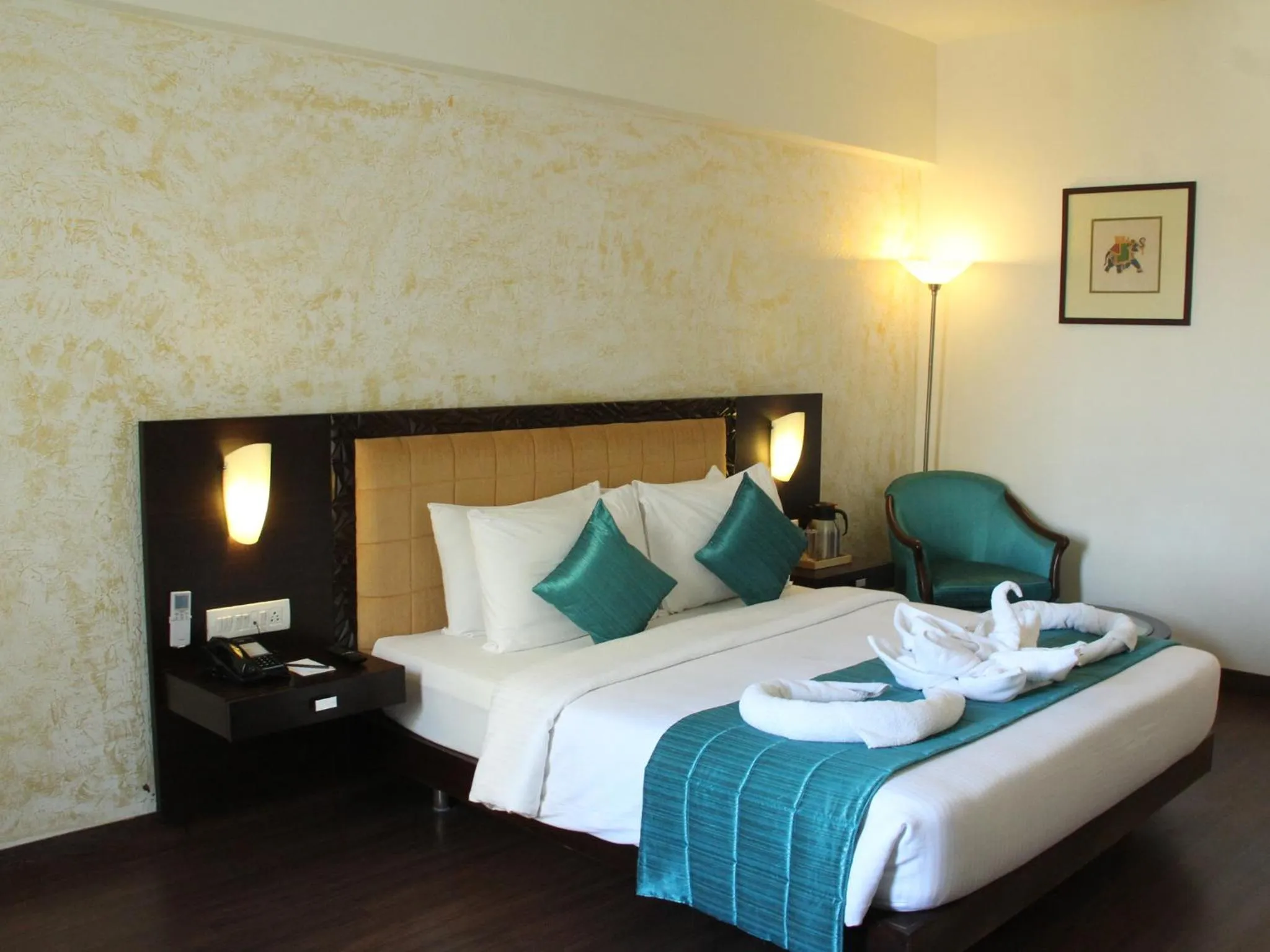 Bed in Club Mahindra Udaipur