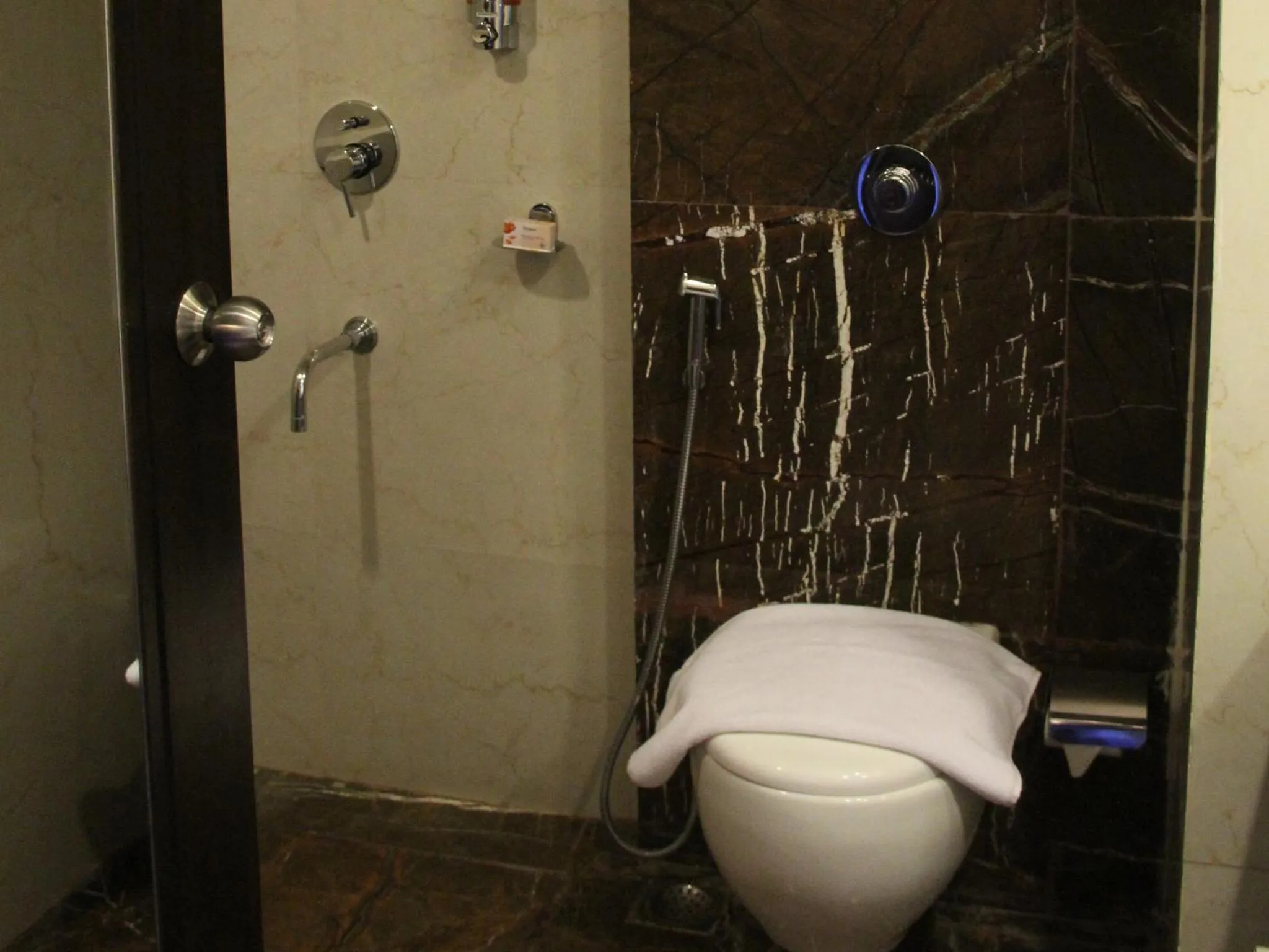 Shower in Club Mahindra Udaipur