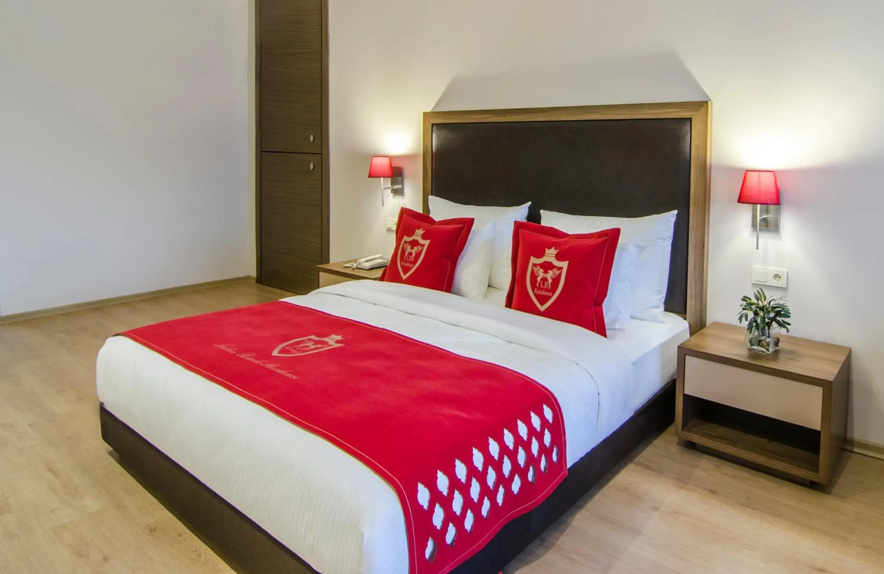 Bed in Ladies Beach Suite Hotel Bed in Ladies Beach Suite Hotel