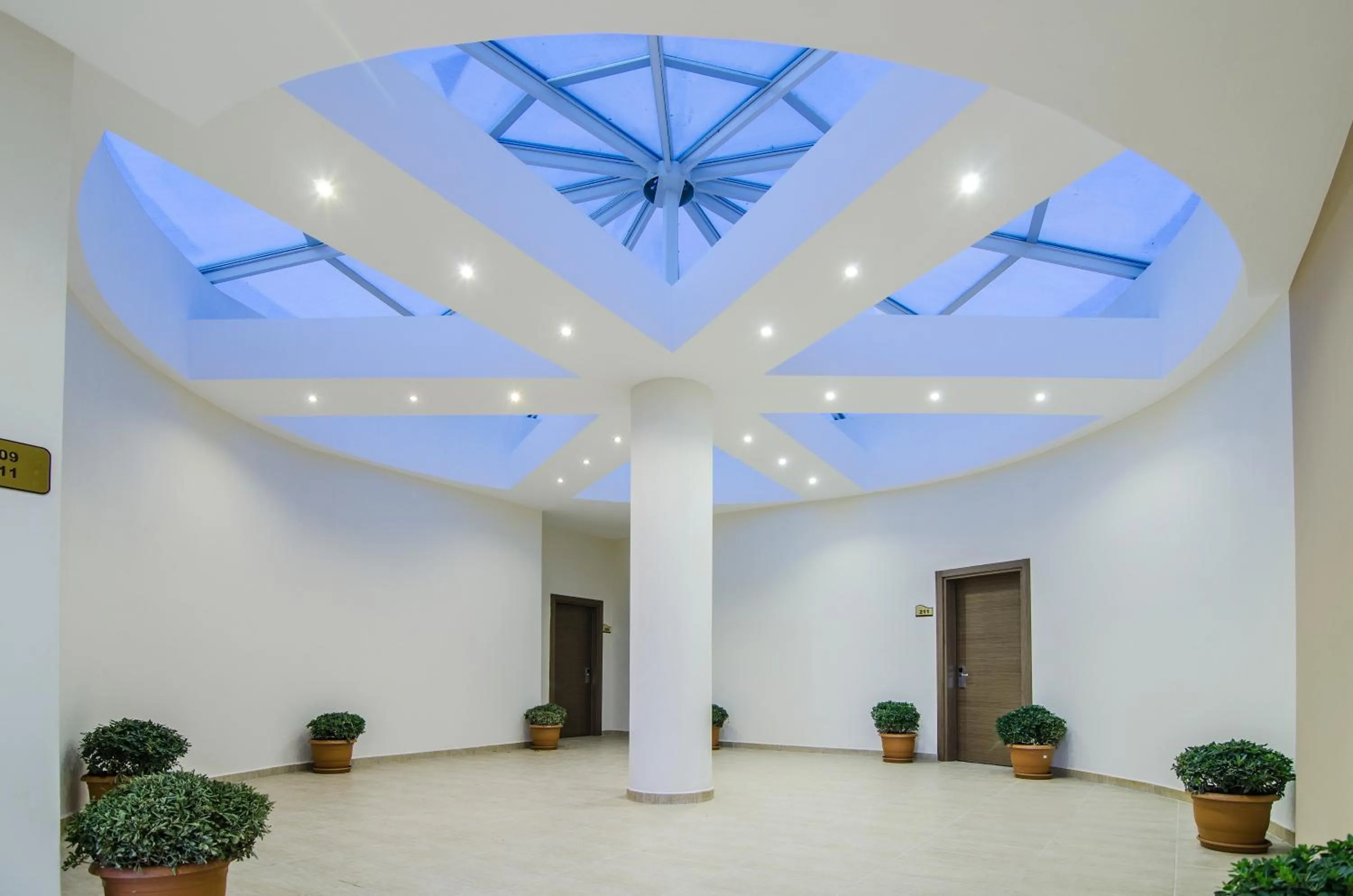 Night in Ladies Beach Suite Hotel