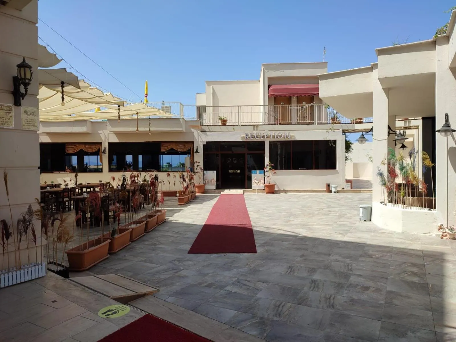 Facade/entrance in Ladies Beach Suite Hotel