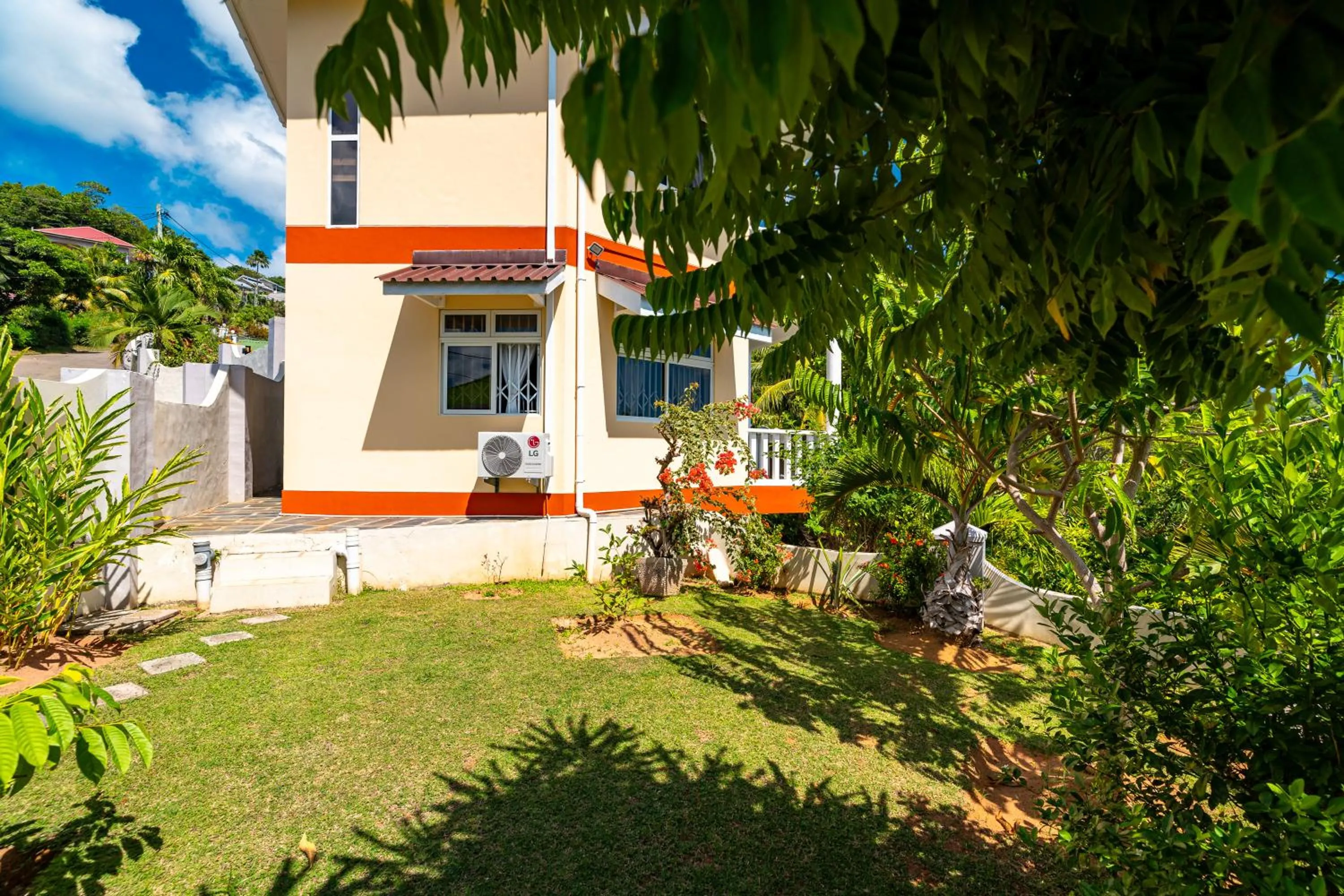 Au Cap Self Catering