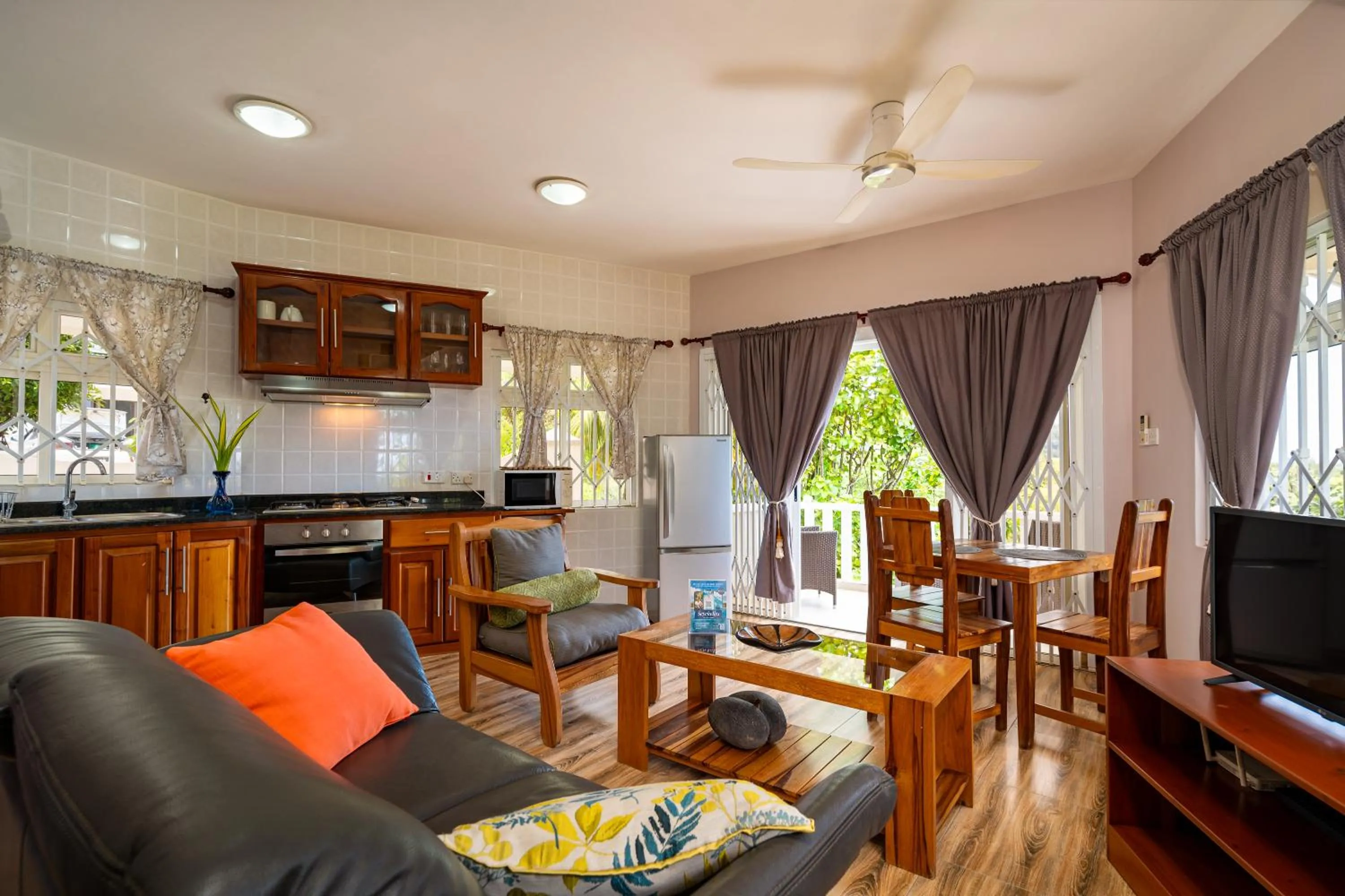 Au Cap Self Catering