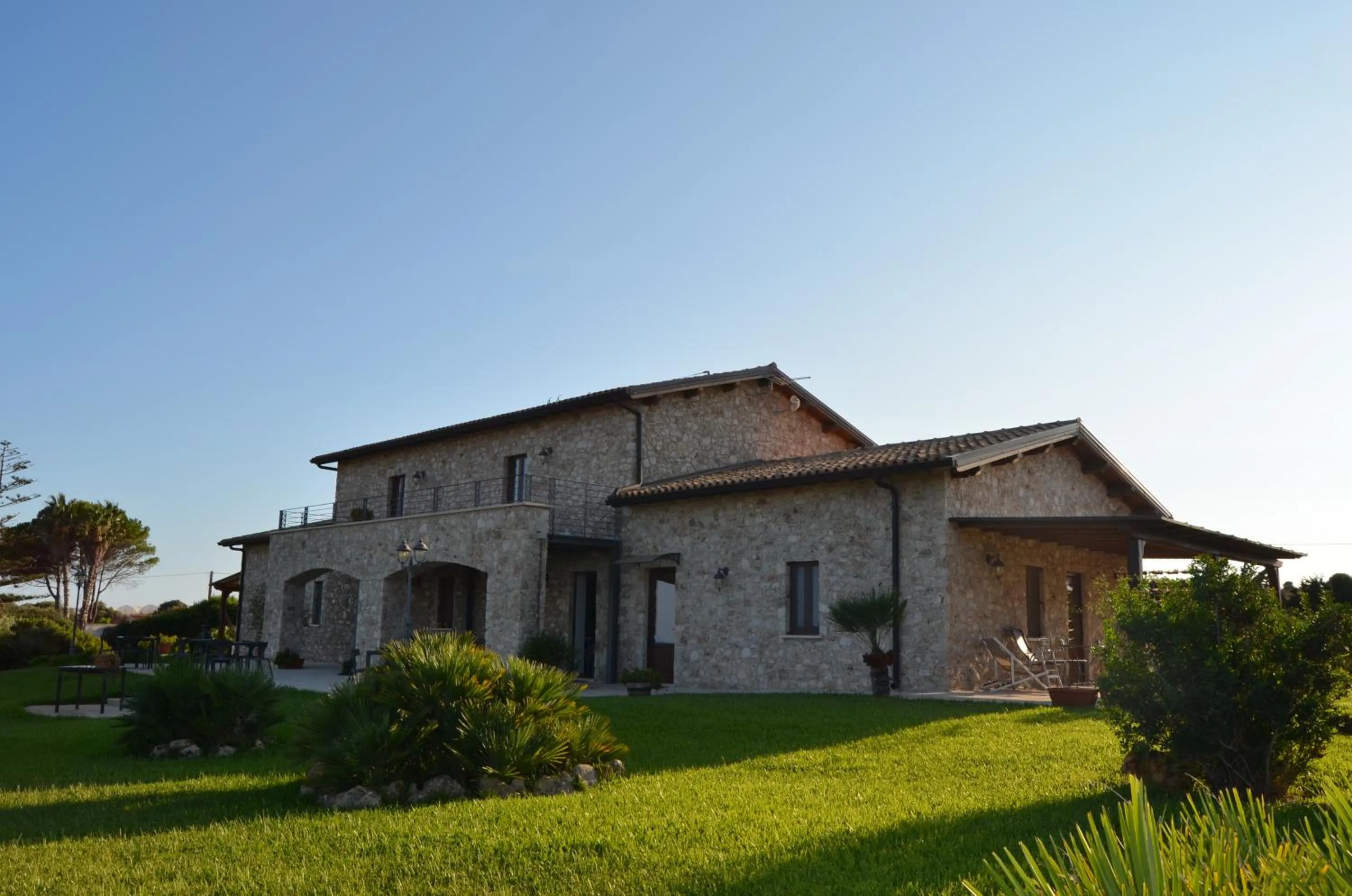 Facade/entrance in B&B Al Tramonto Portopalo