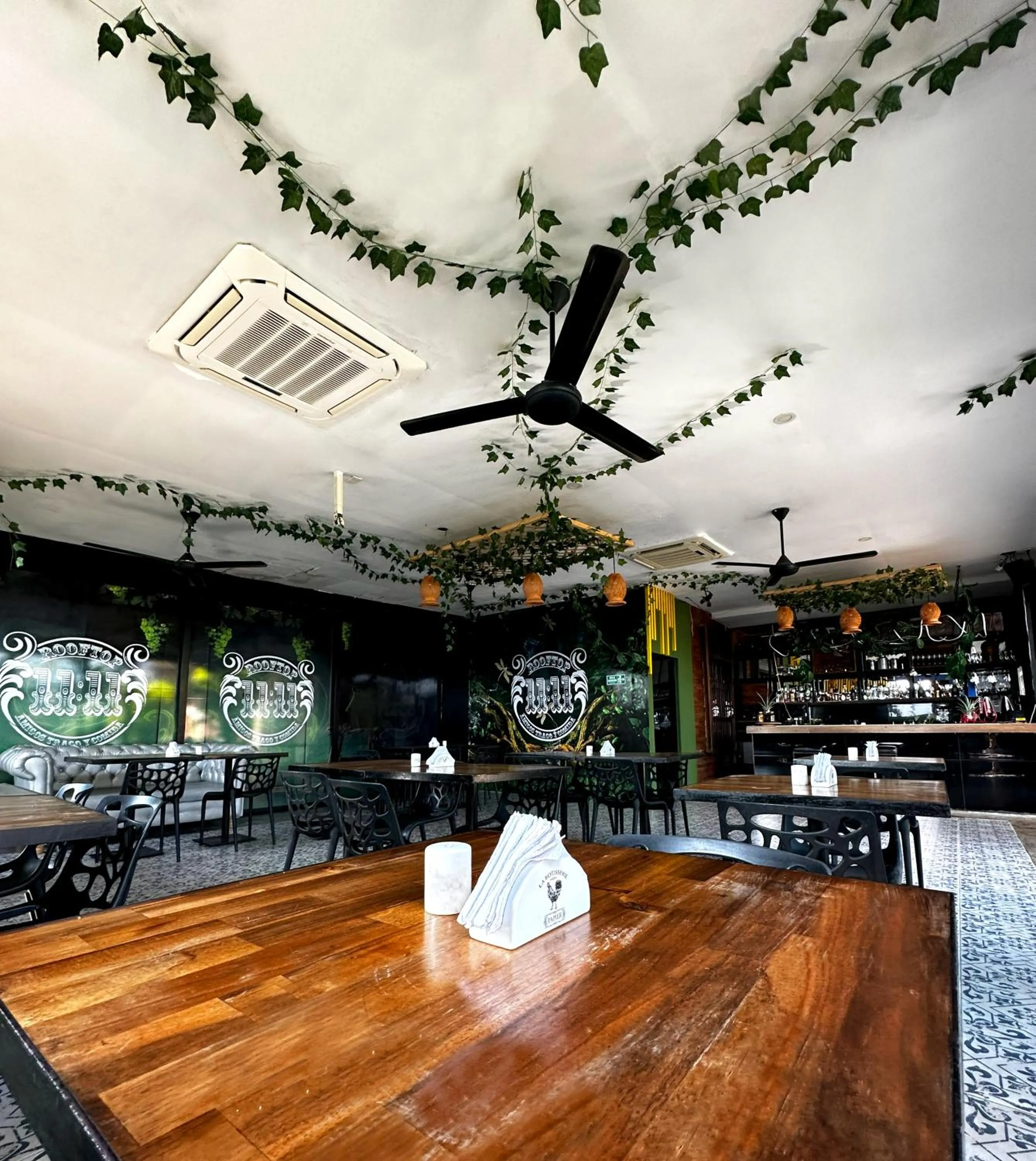 Restaurant/places to eat in Hotel Cartagena DC