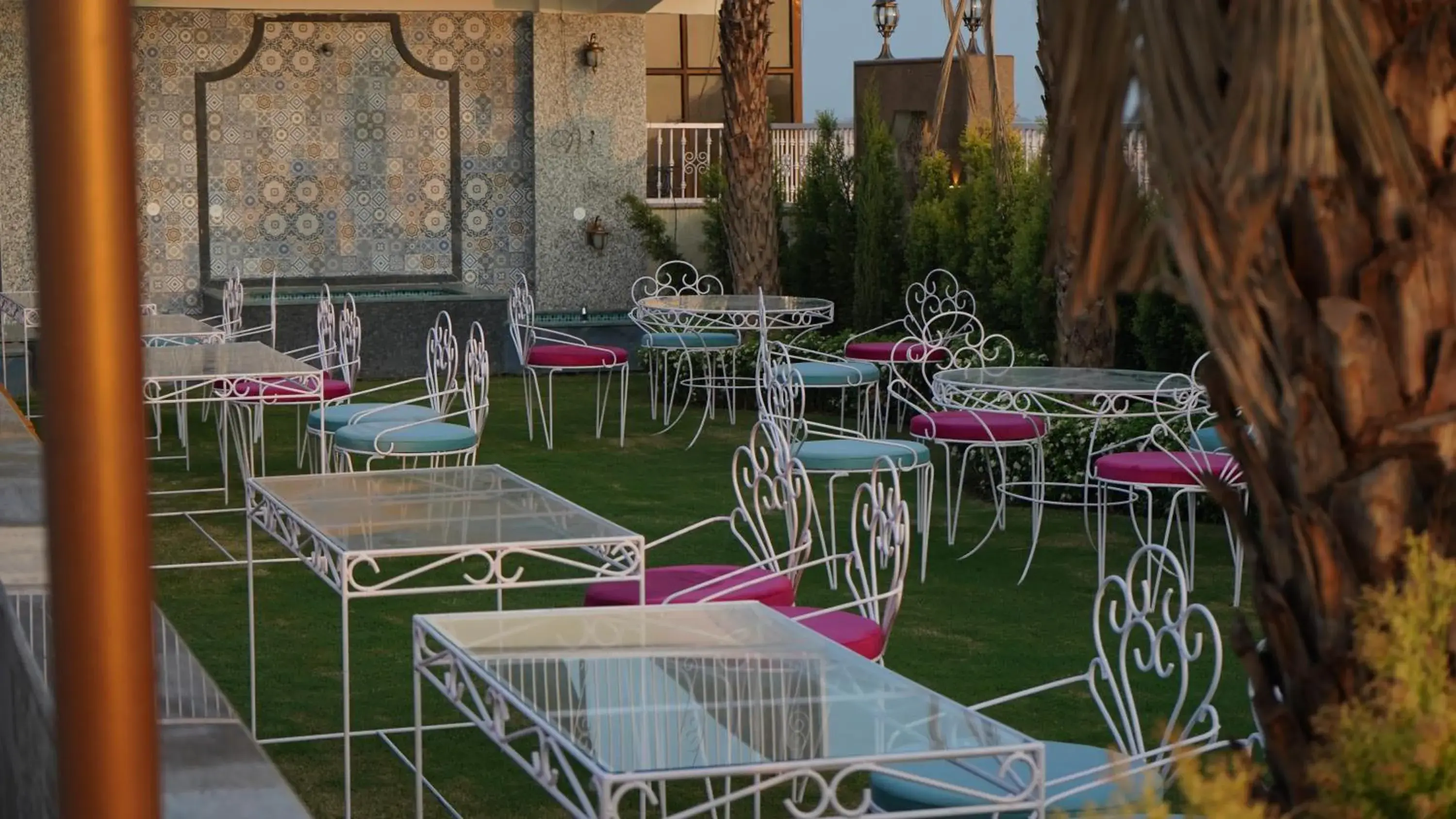 Restaurant/places to eat in Hotel Rajmahal Roorkee Restaurant/places to eat in Hotel Rajmahal Roorkee