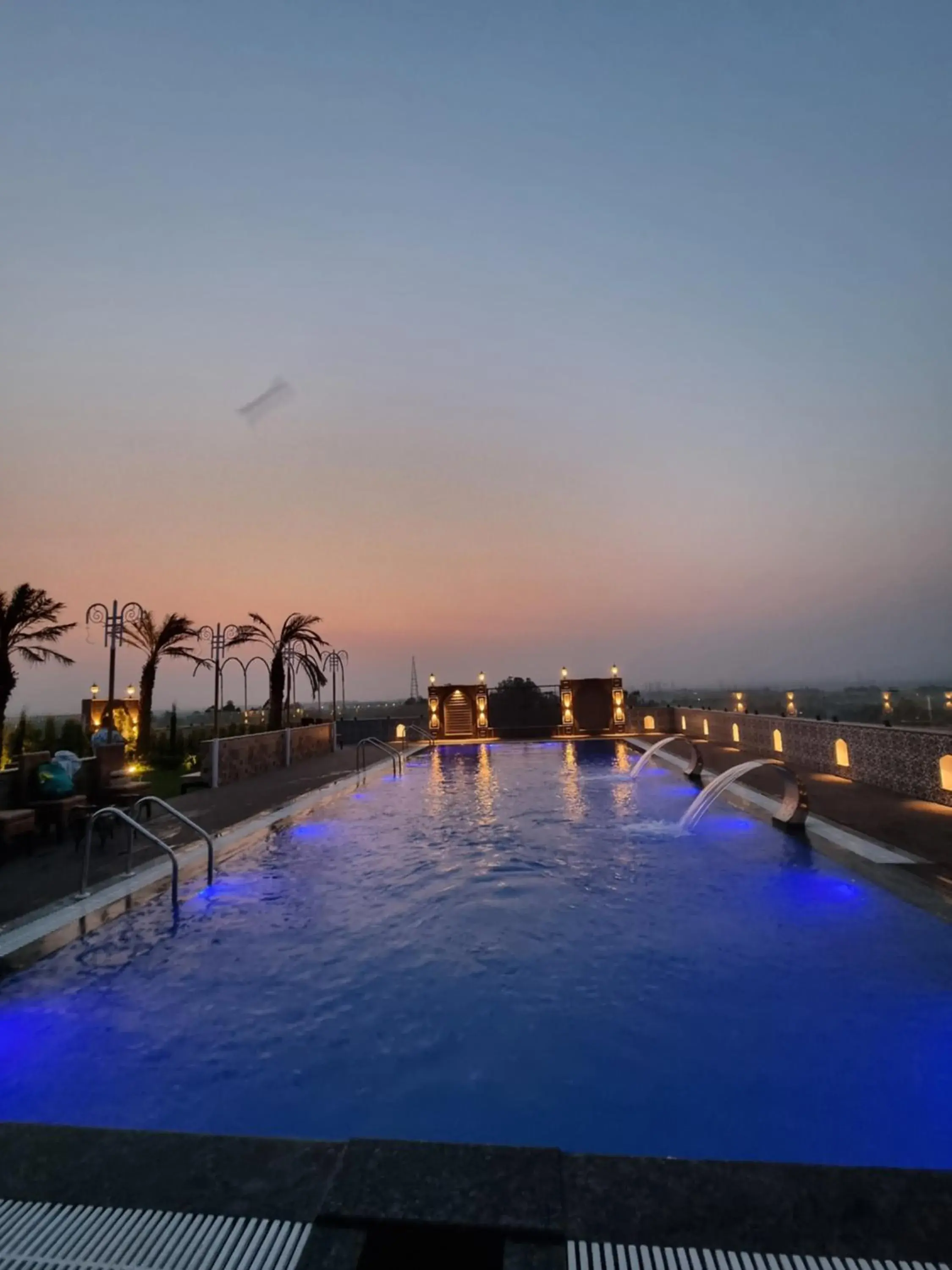 Pool view in Hotel Rajmahal Roorkee Pool view in Hotel Rajmahal Roorkee