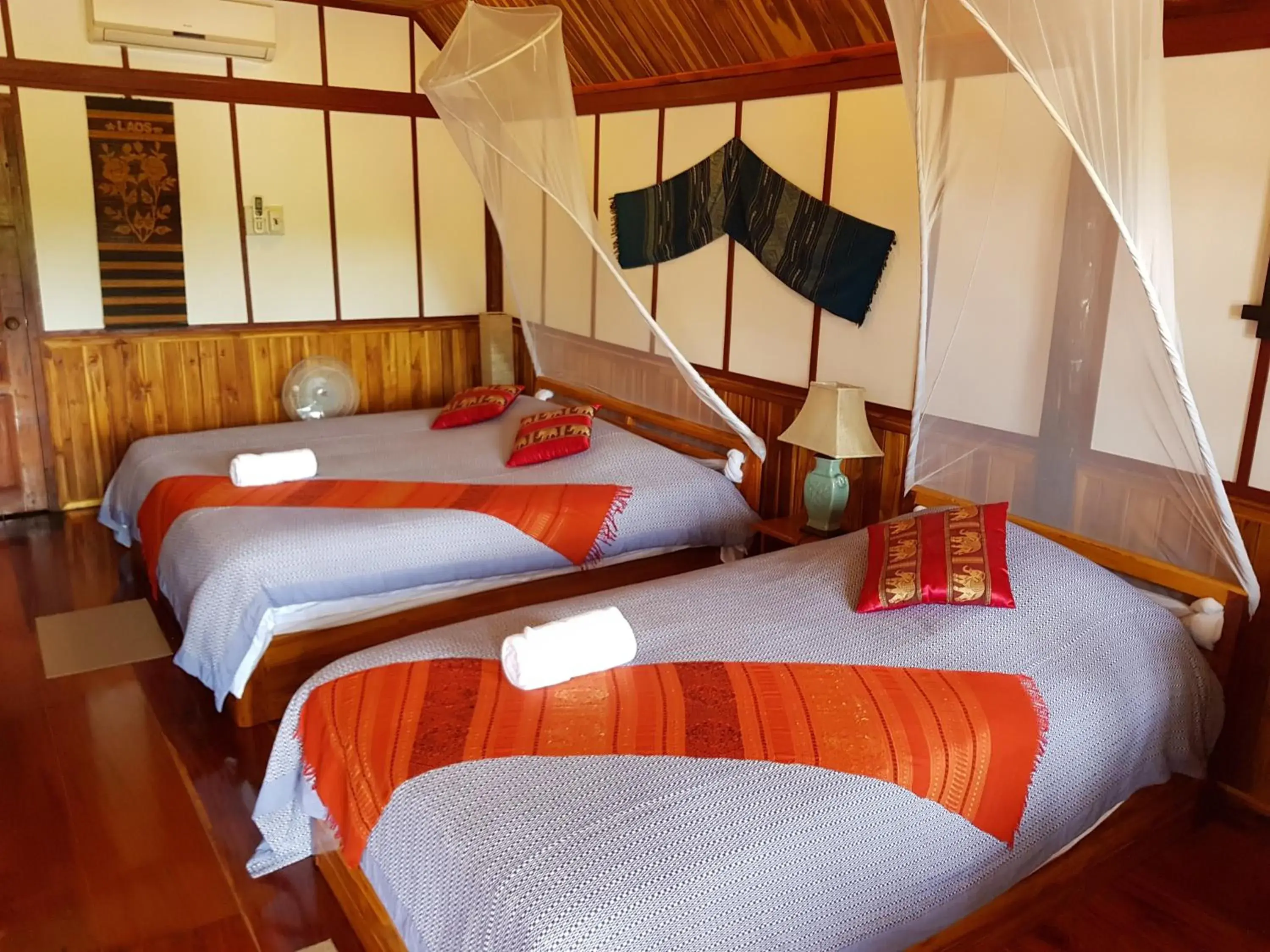 Bedroom, Bed in Thongbay Guesthouse Bedroom, Bed in Thongbay Guesthouse