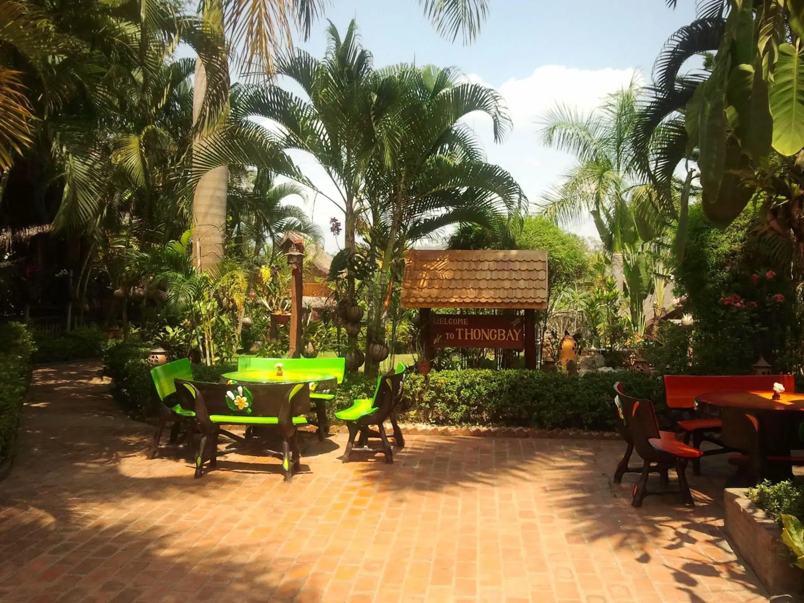 Restaurant/places to eat in Thongbay Guesthouse Restaurant/places to eat in Thongbay Guesthouse