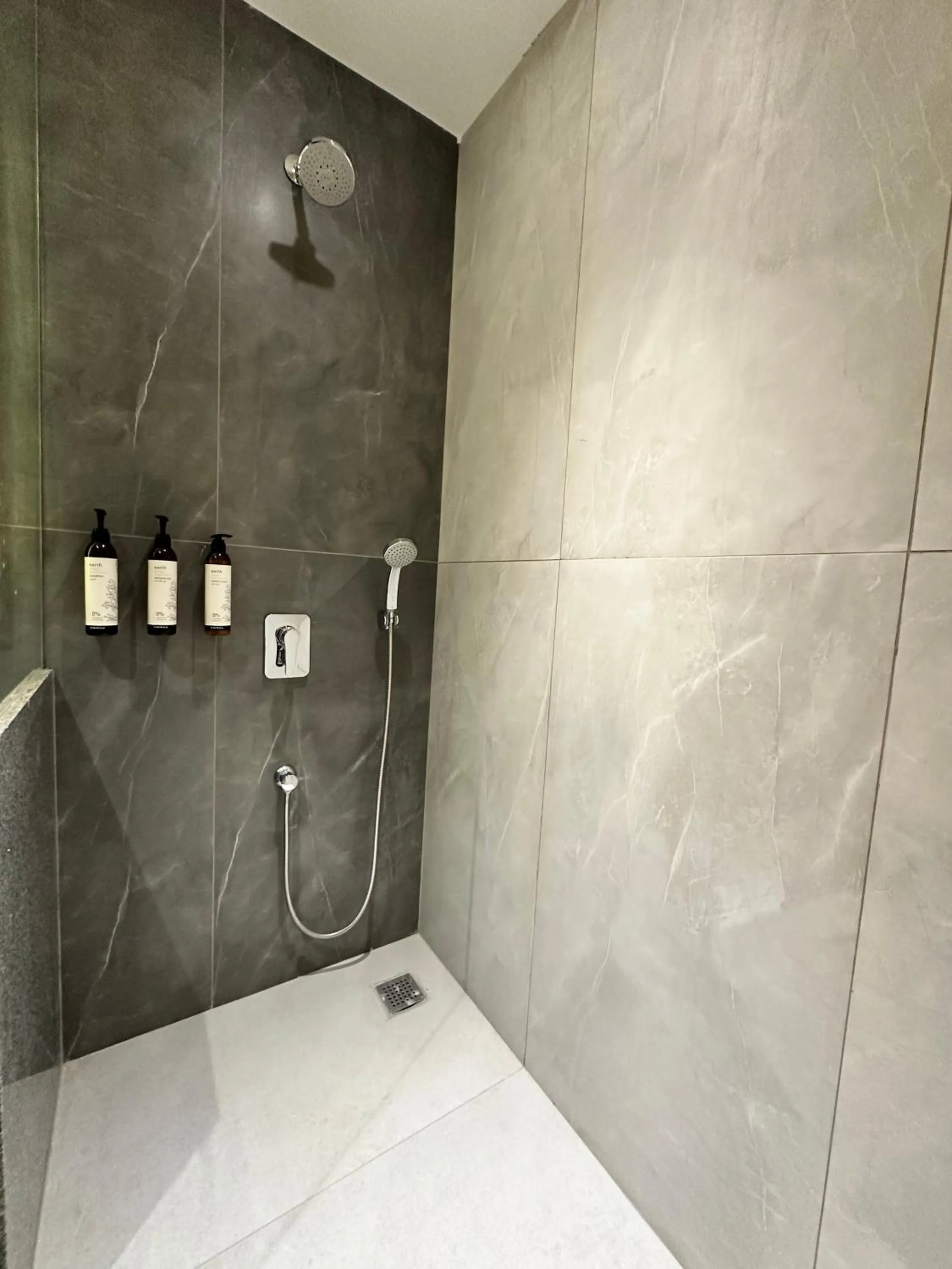 Shower in 32 Urban by Akoya Hotels