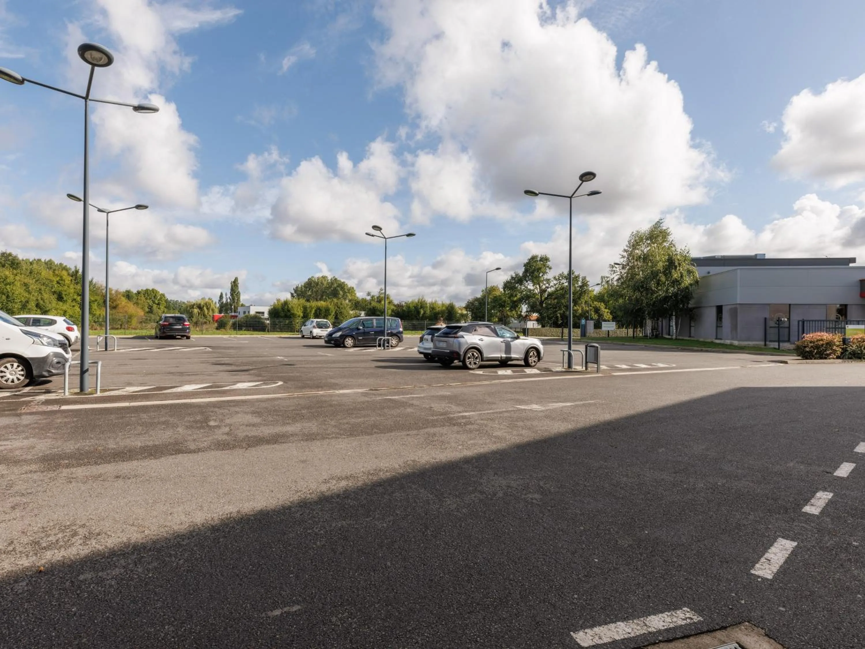 Parking in B&B HOTEL Clermont-Ferrand Nord Riom