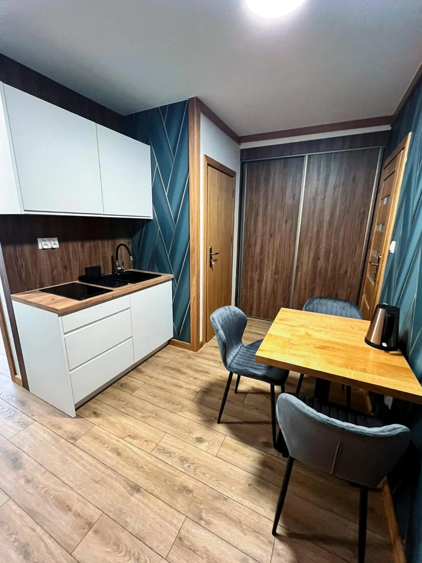 Kitchen or kitchenette in Willa Nosalowa Dolina