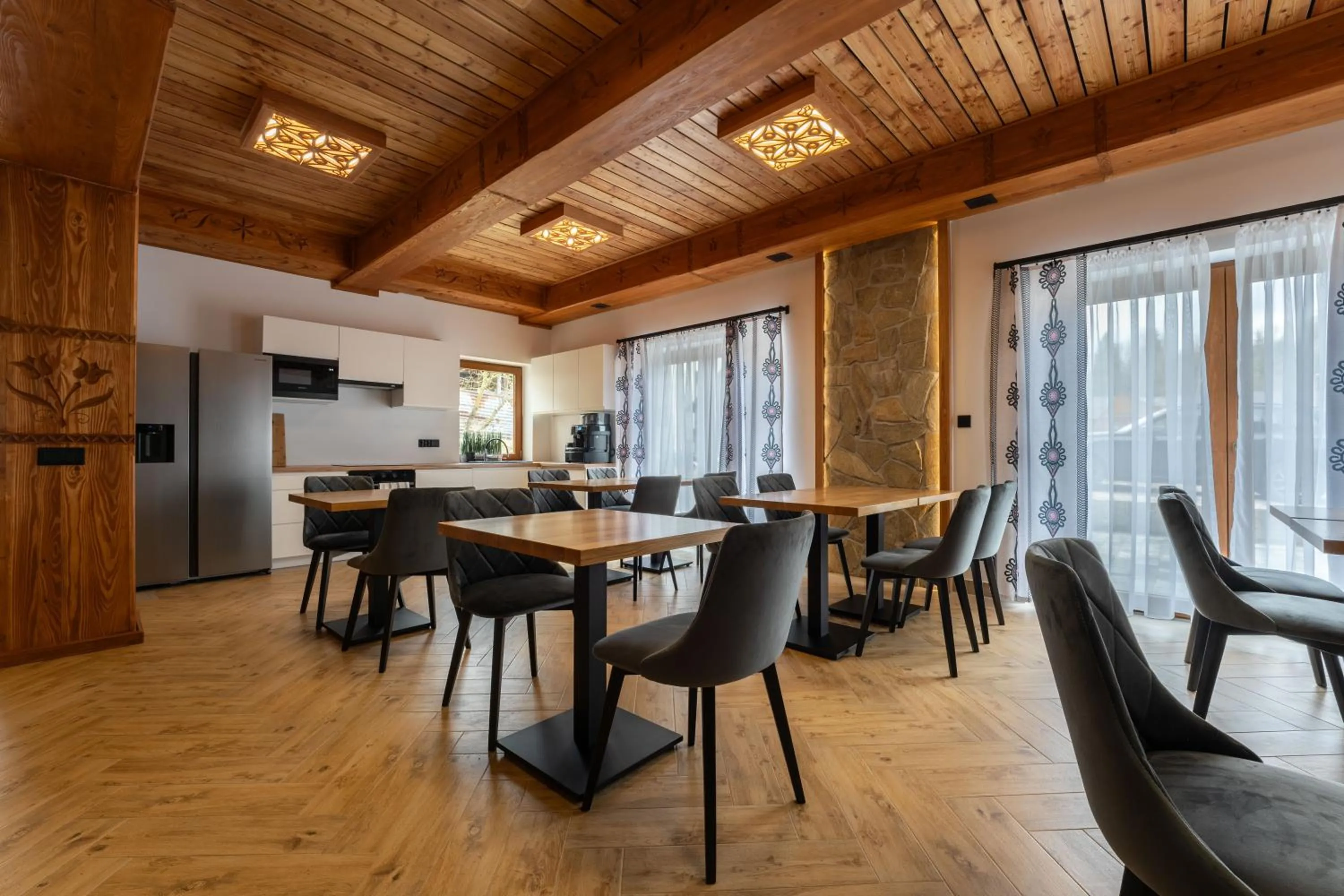Communal lounge/ TV room in Willa Nosalowa Dolina