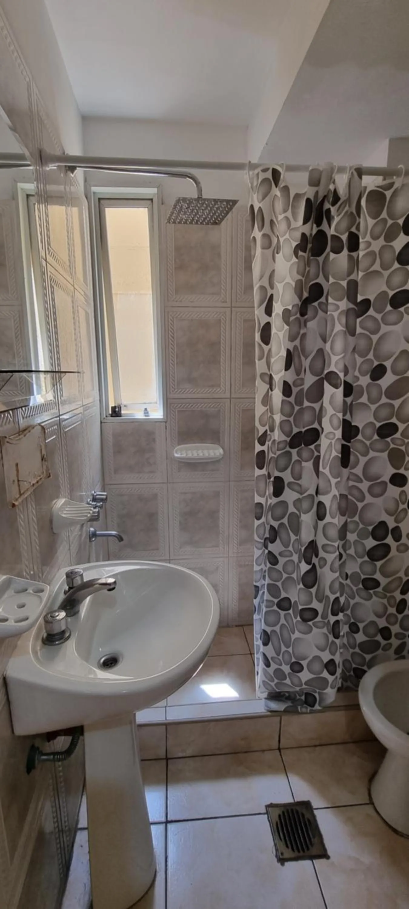 One-Bedroom Apartment in Apex Apart