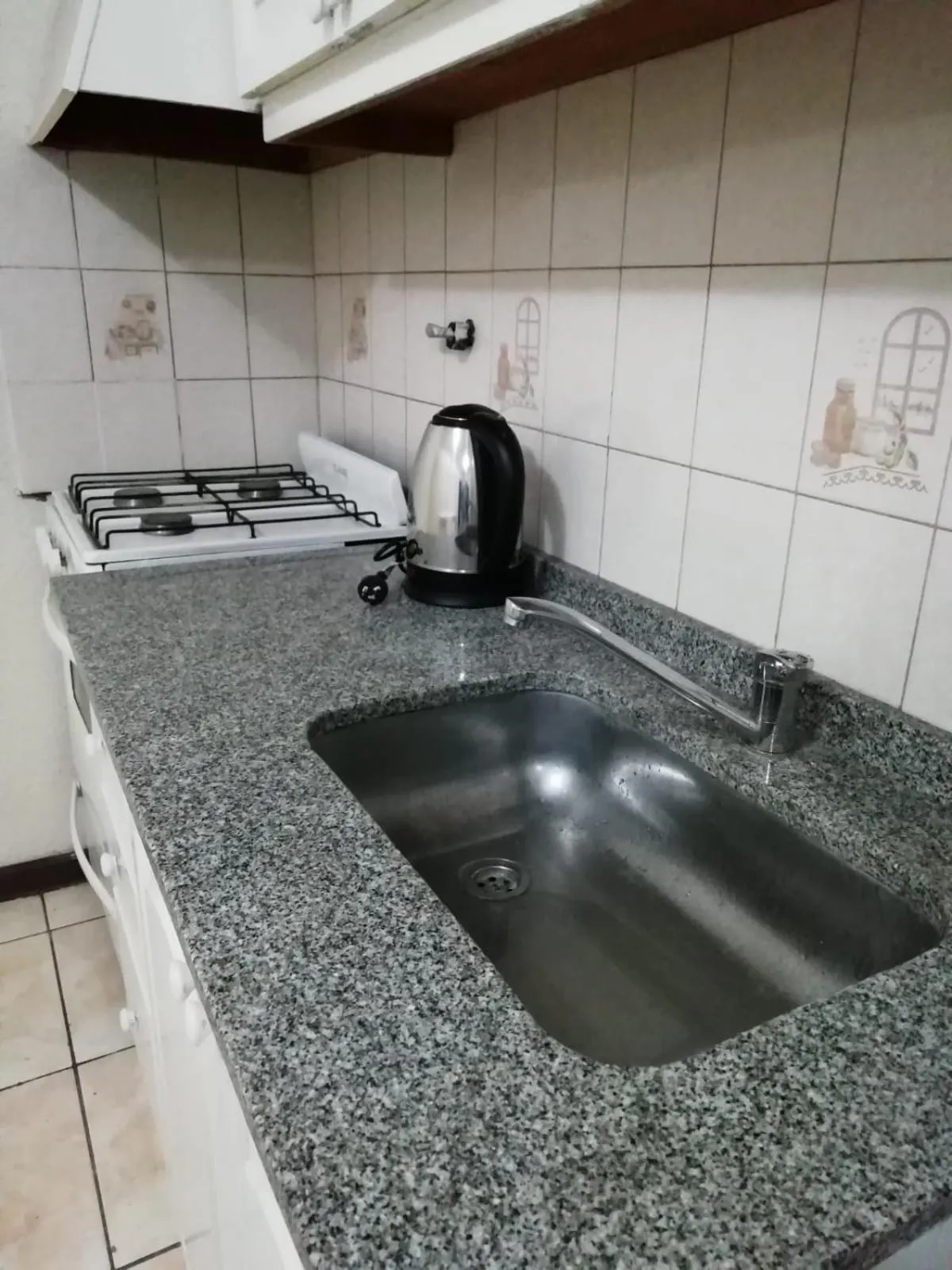 Coffee/tea facilities in Apex Apart