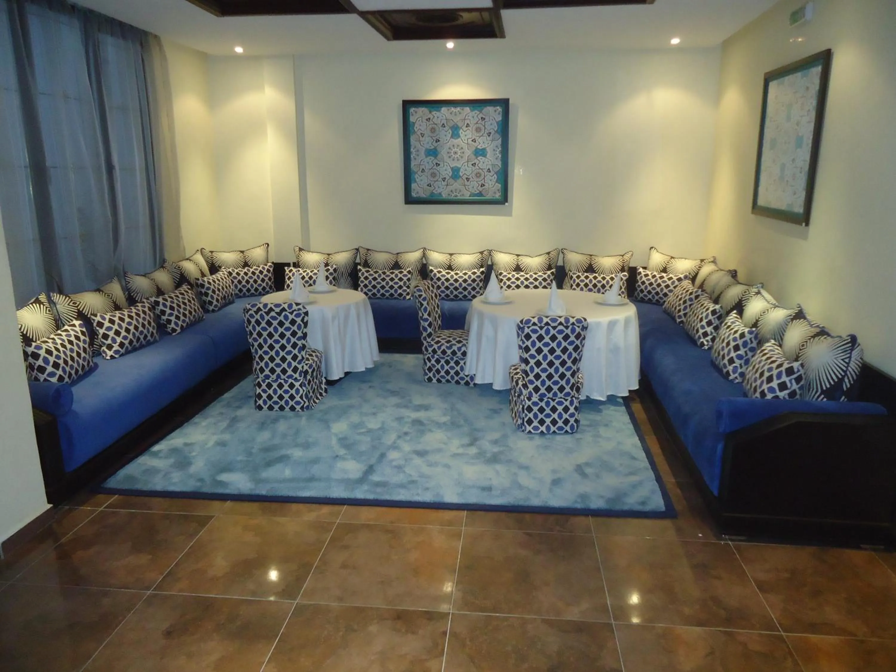 Communal lounge/ TV room in Hotel Emilio Moretti