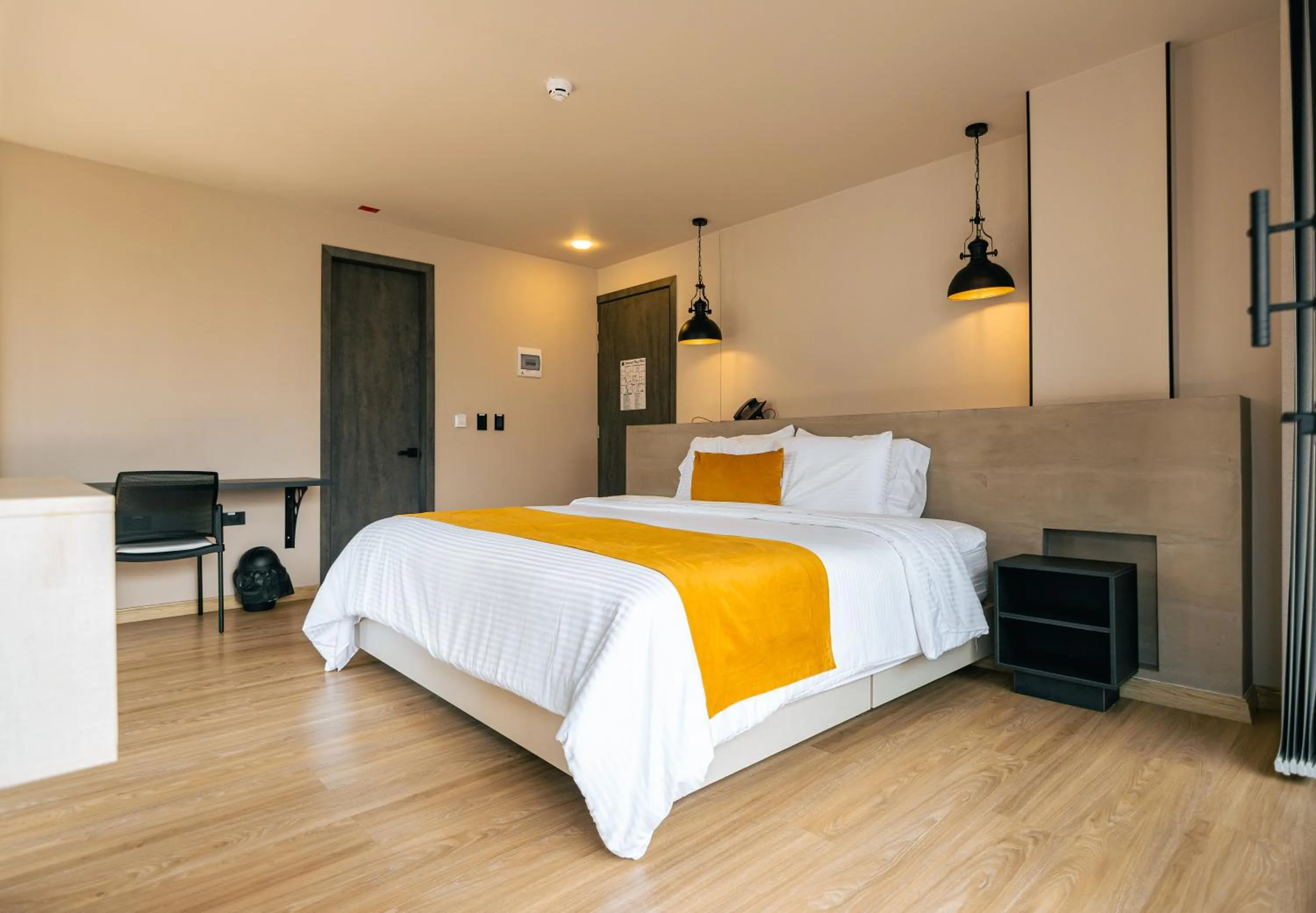 Bed in Balmoral Plaza Hotel