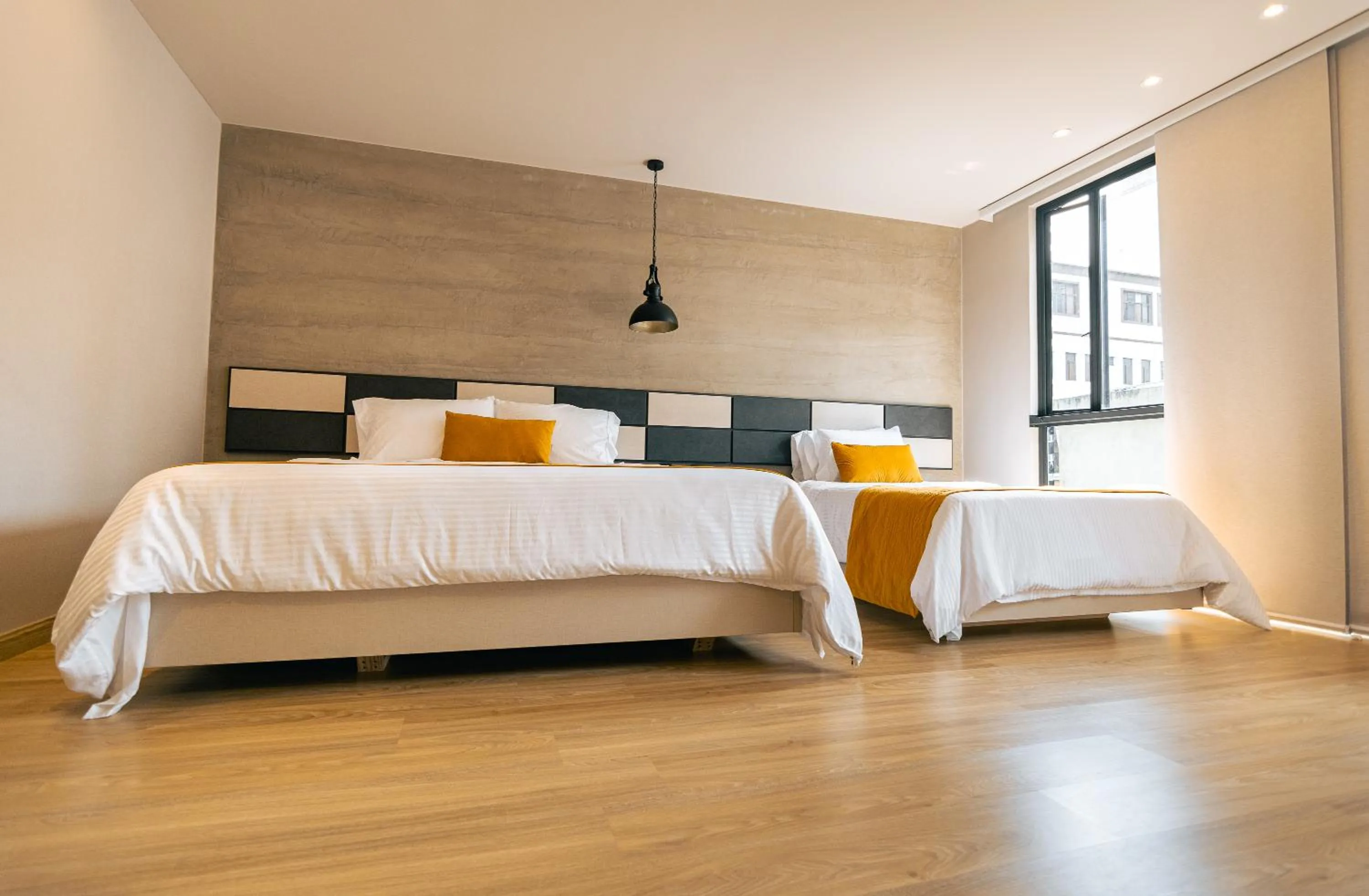 Bed in Balmoral Plaza Hotel