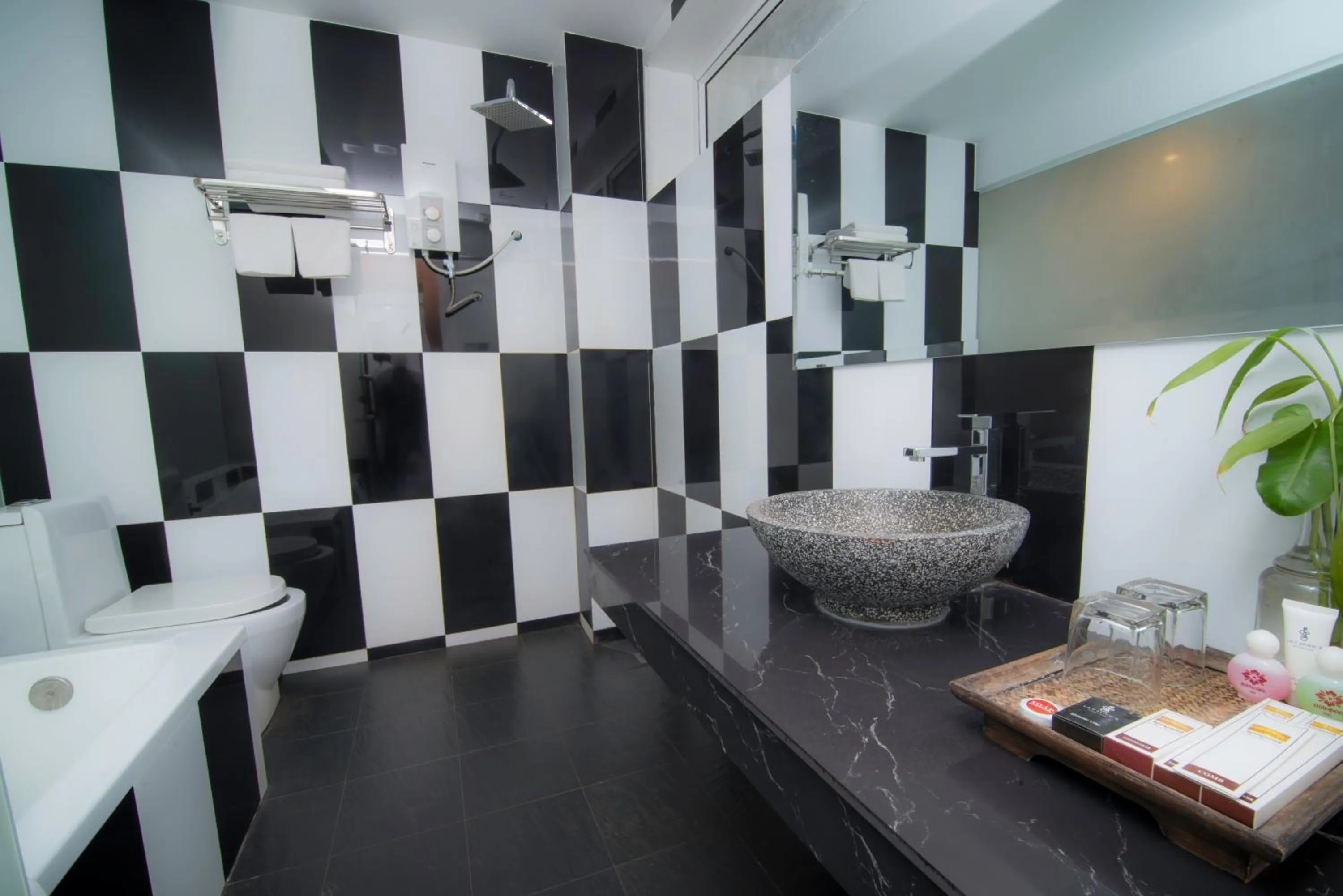 Bathroom in Angkor Sweet Night Hotel