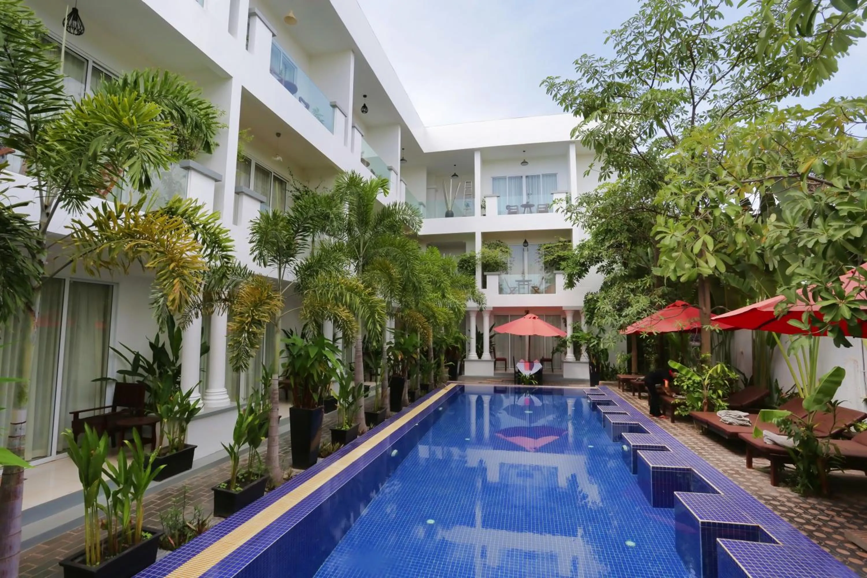 Pool view in Angkor Sweet Night Hotel