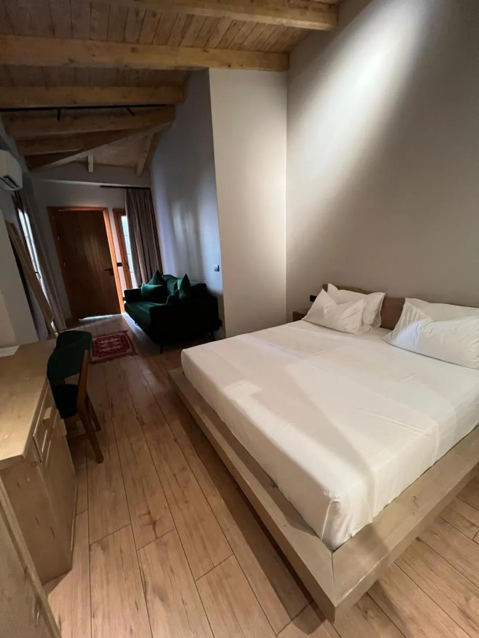 Bed in Faces & Places Boutique Hotel