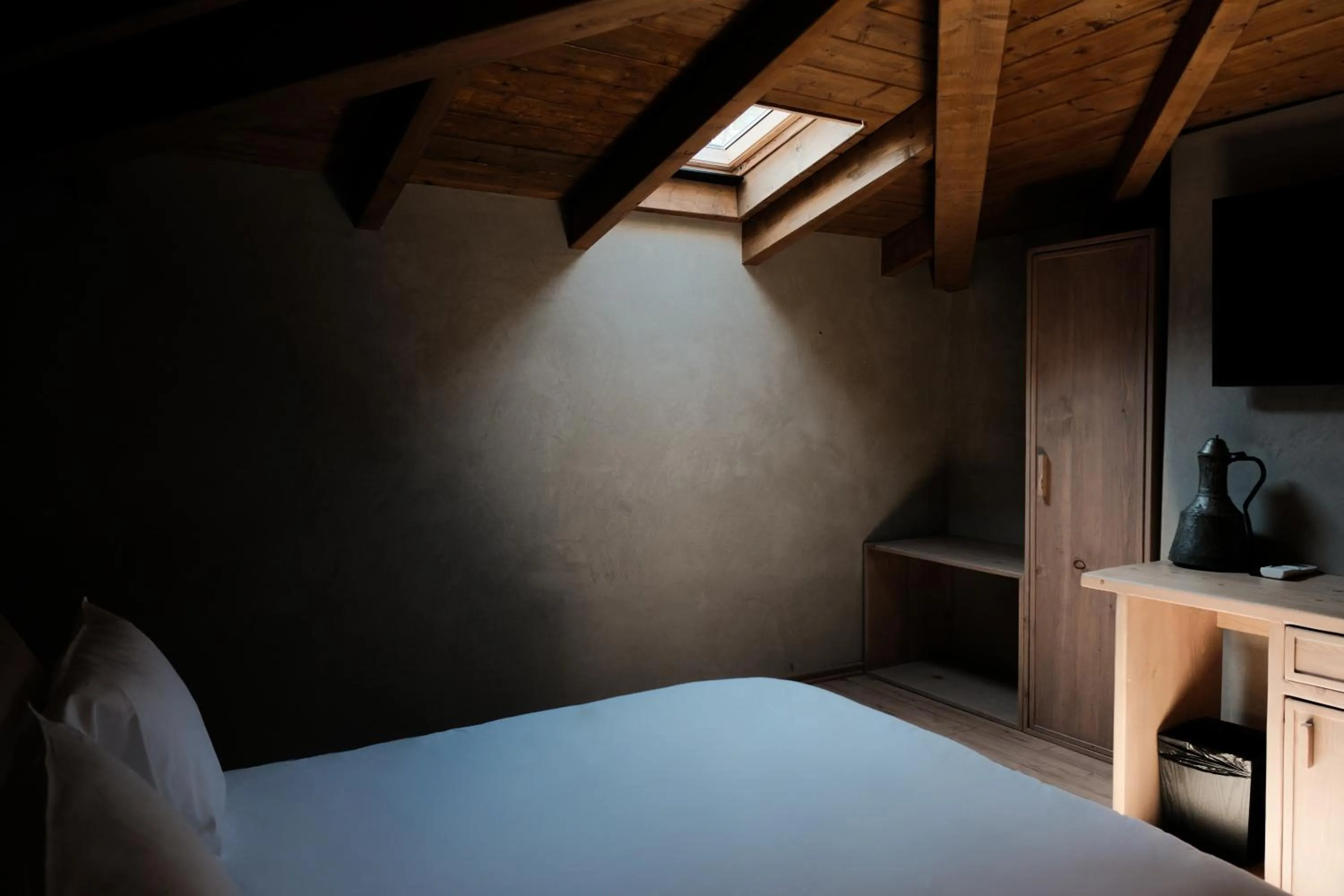 Bed in Faces & Places Boutique Hotel